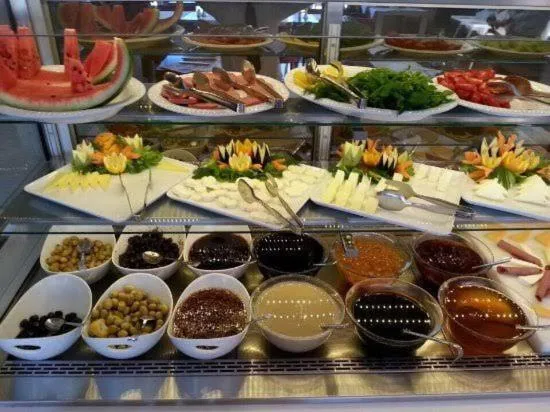 Restaurant/places to eat in Volley Hotel İzmir