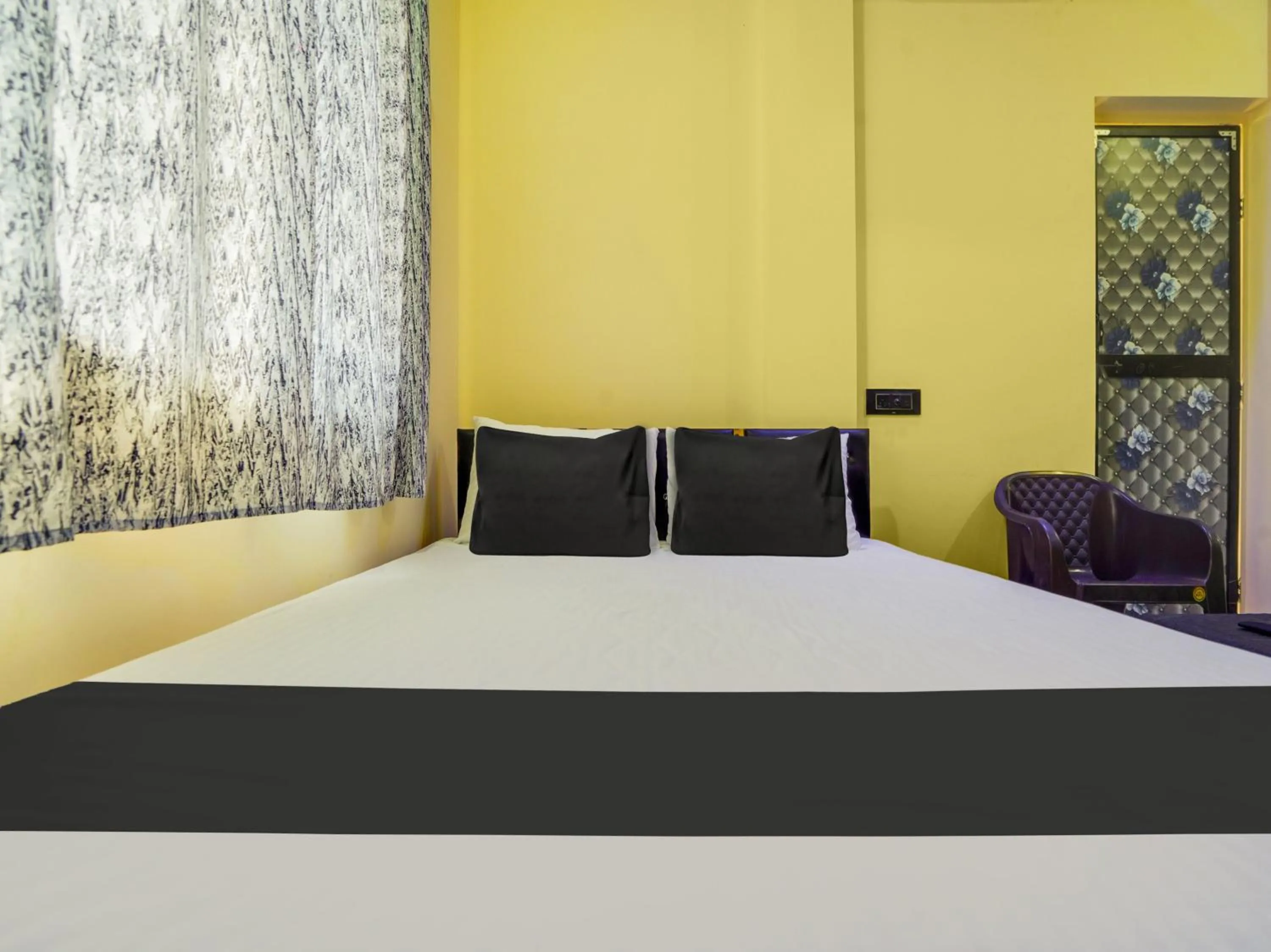 Bedroom, Bed in Hotel O RK 2