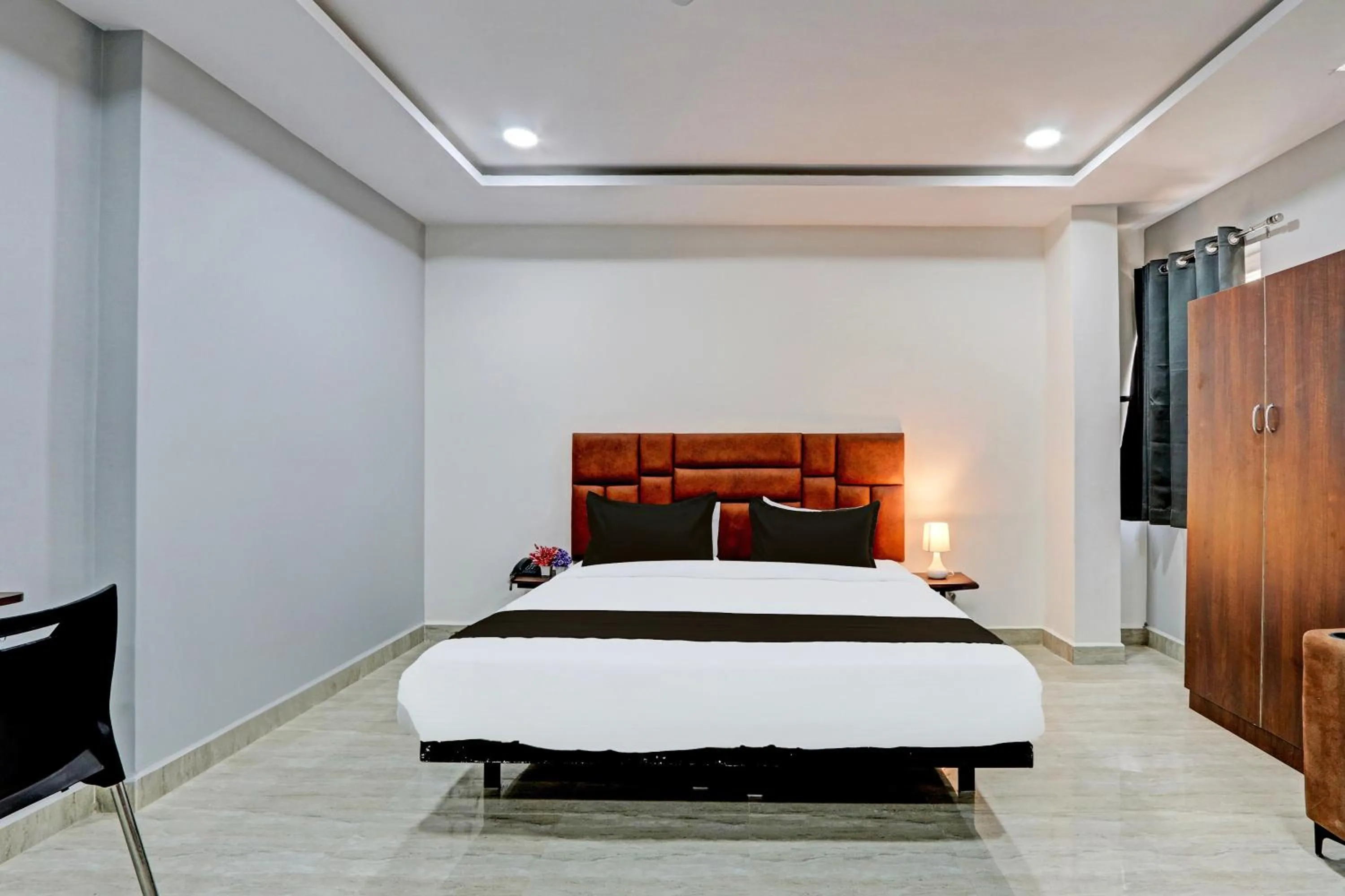 Bedroom, Bed in Hotel O Lavish Tranquil