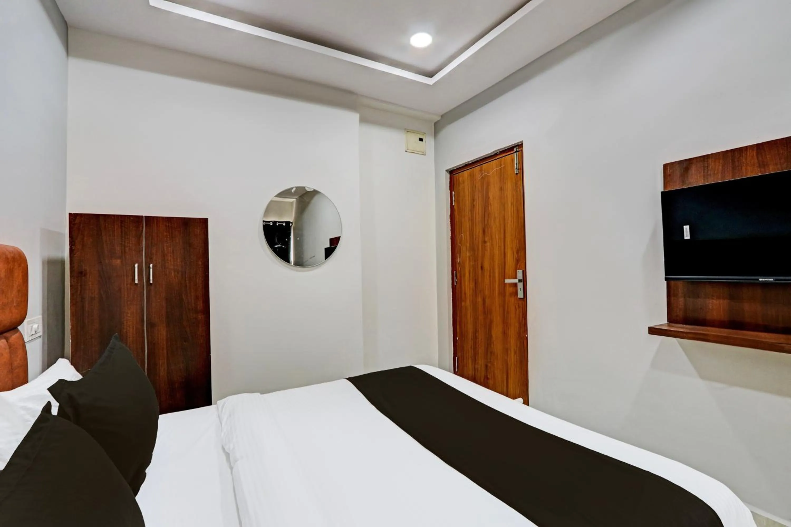 Bedroom, Bed in Hotel O Lavish Tranquil