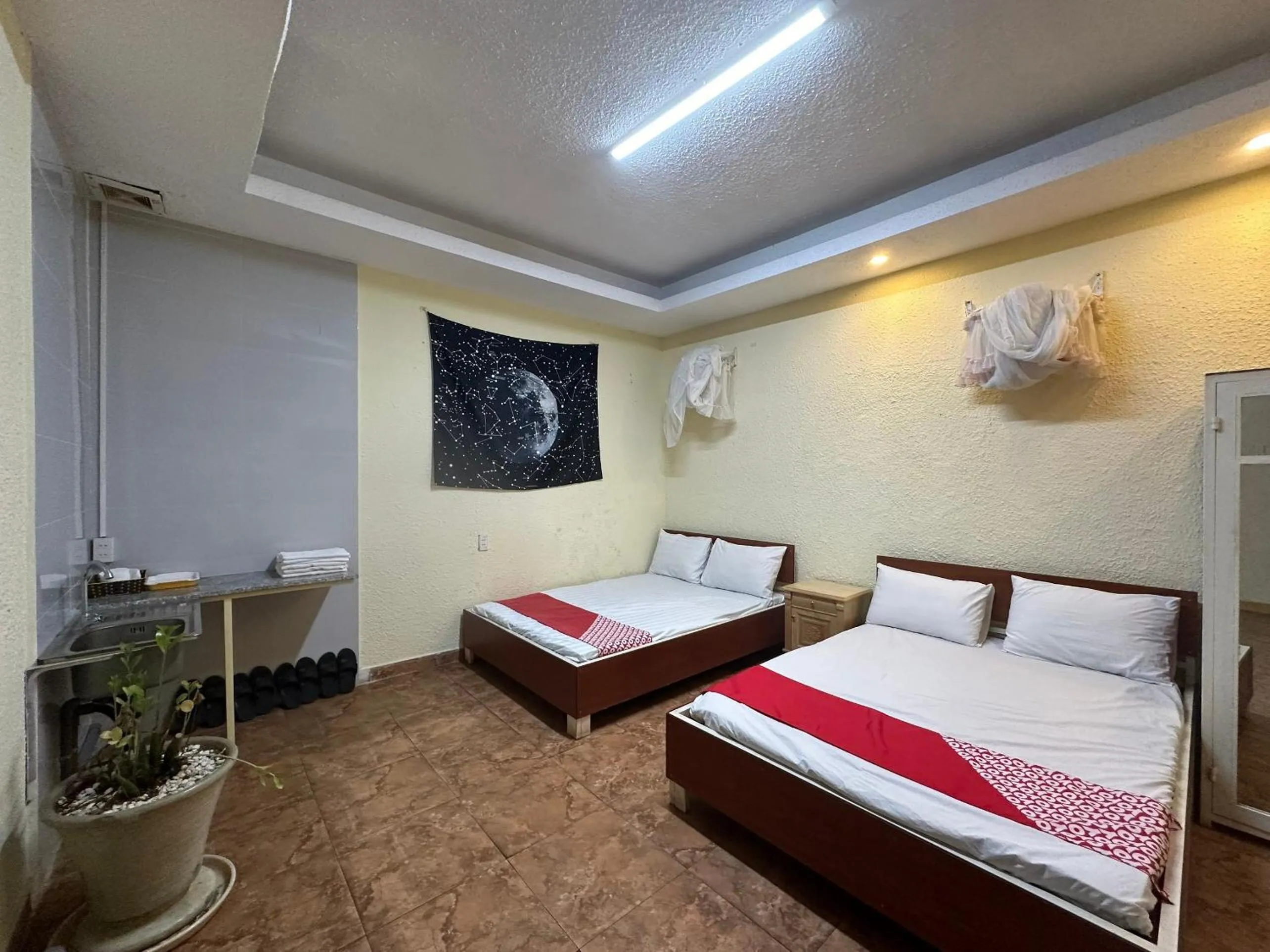 Bedroom, Bed in OYO 1232 Pòn Pon Hostel