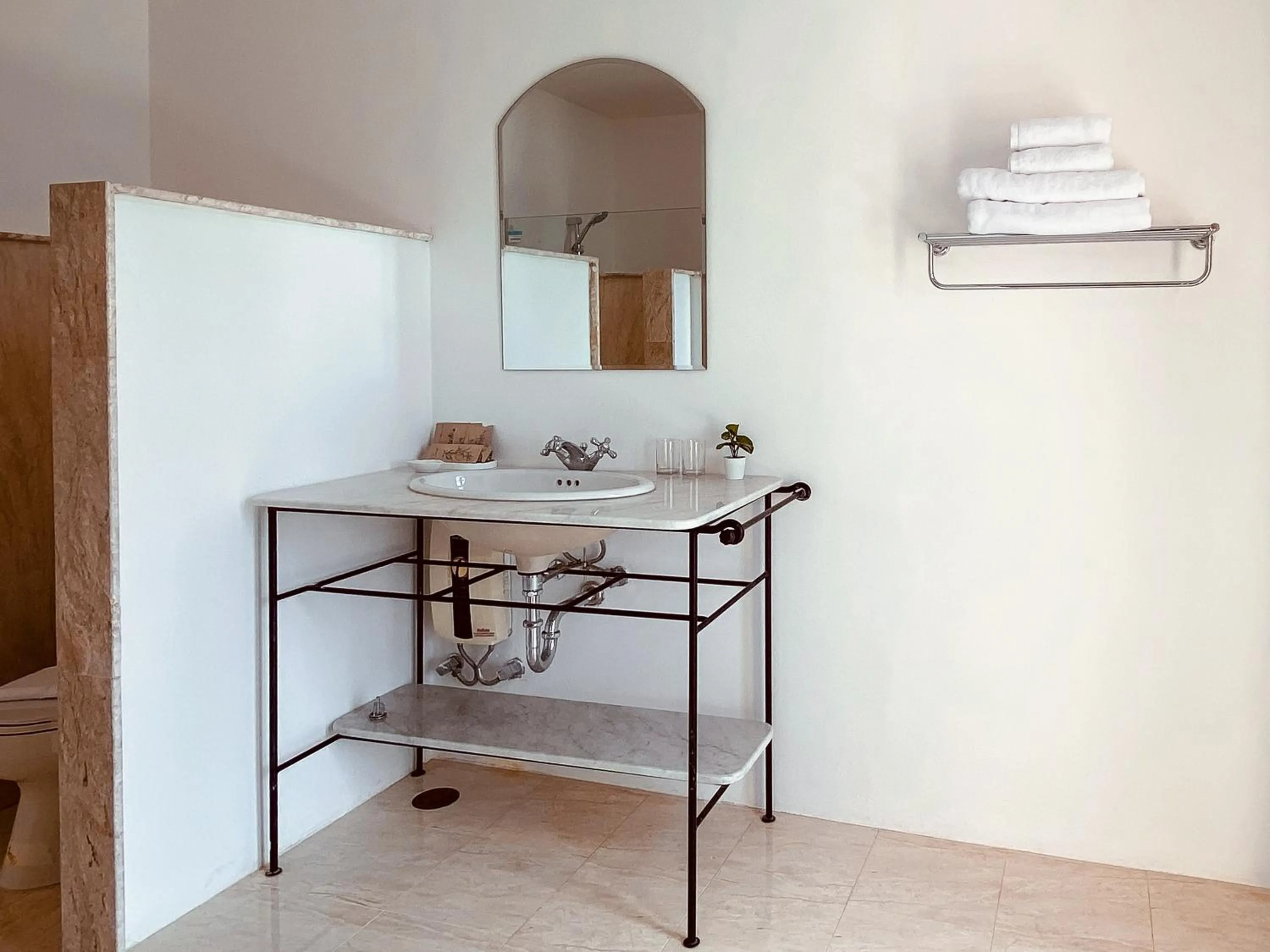 Toilet in Villetta The Eyrie Khaoyai