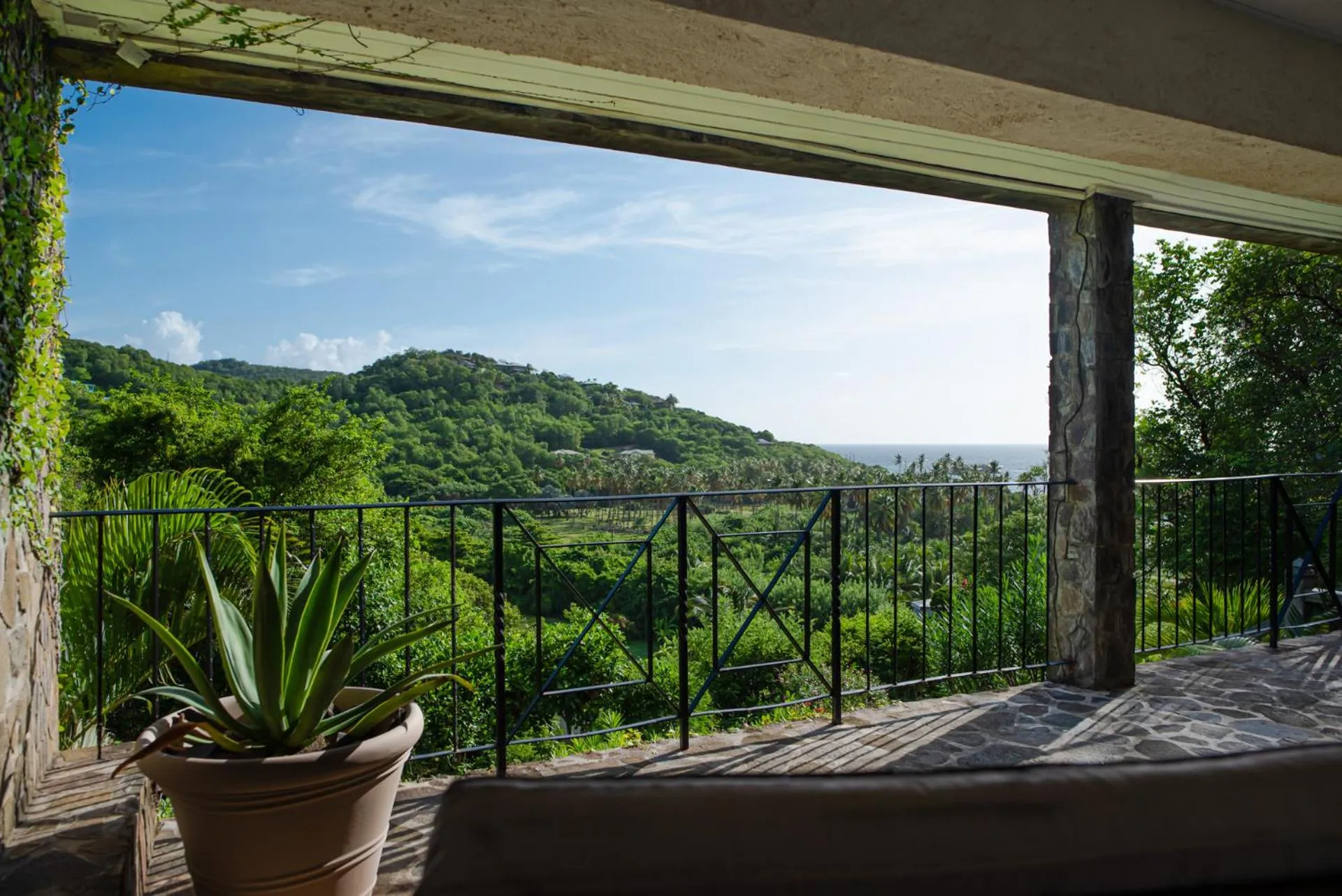 Balcony/Terrace in Firefly Estate Bequia
