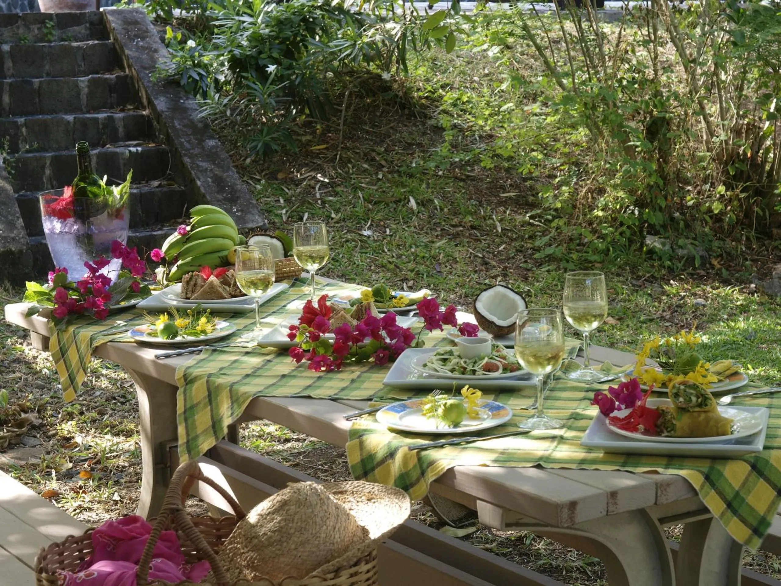 Food in Firefly Estate Bequia
