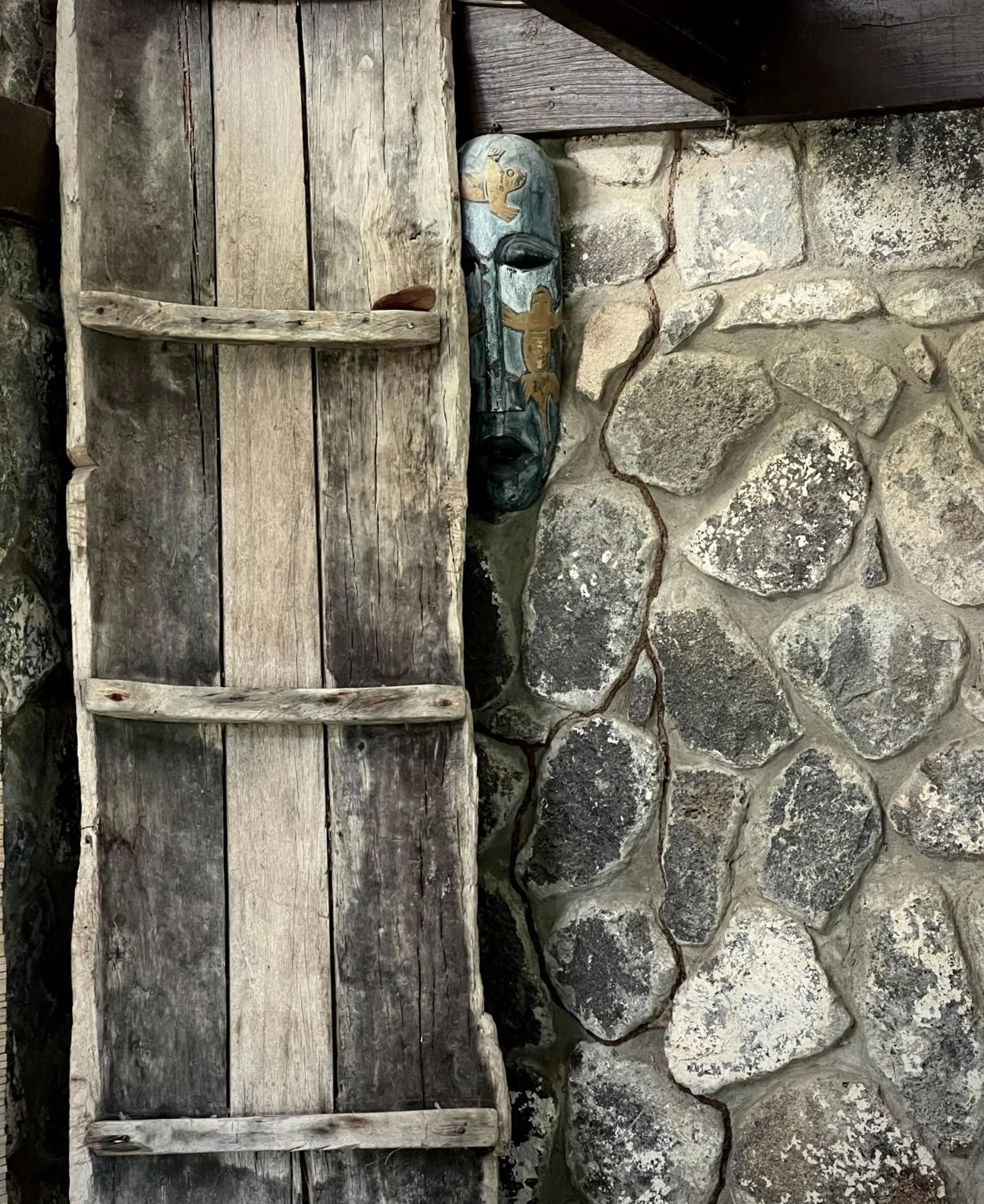 Decorative detail in Firefly Estate Bequia