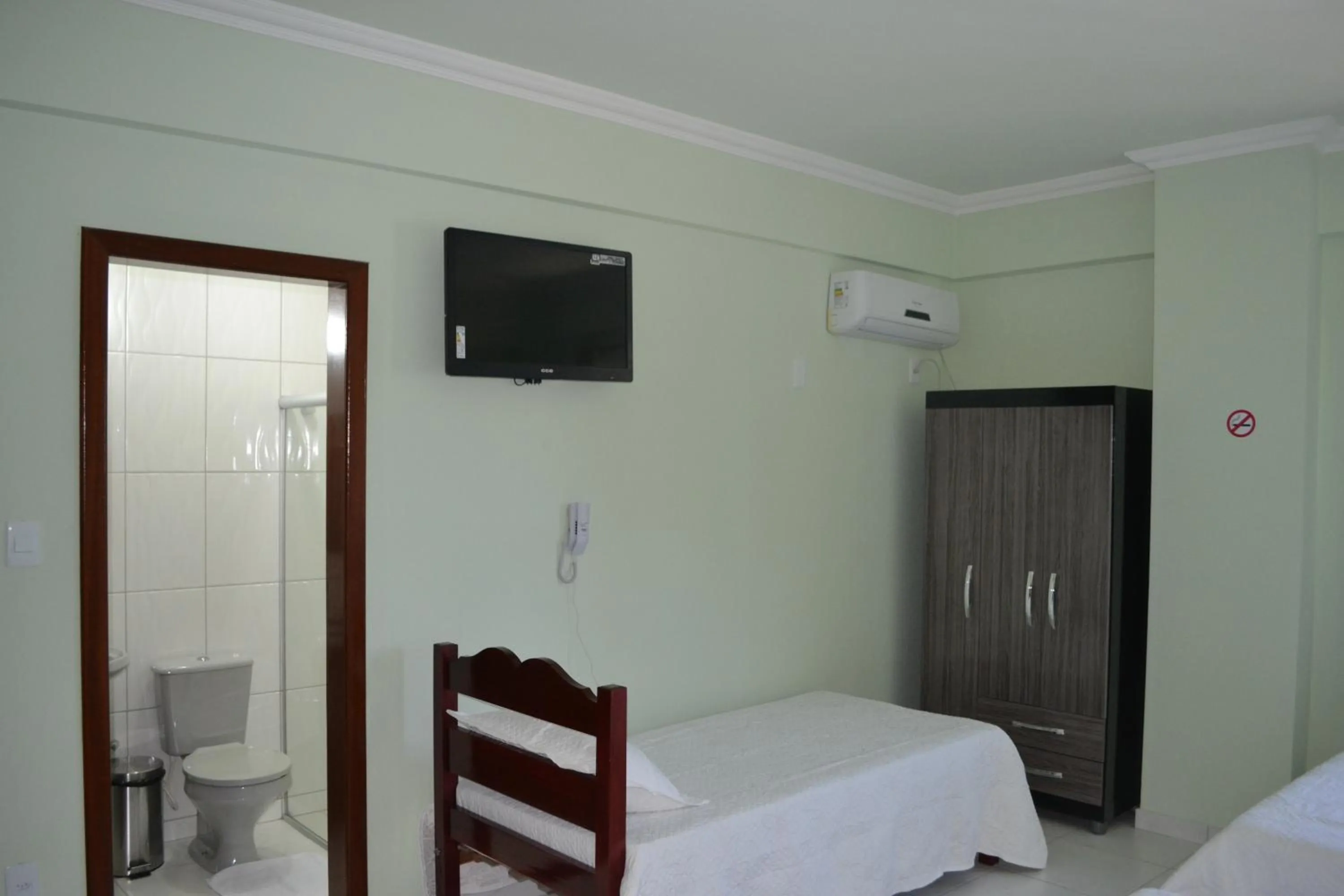 Bedroom, Bed in Palace Hotel Pôr do Sol