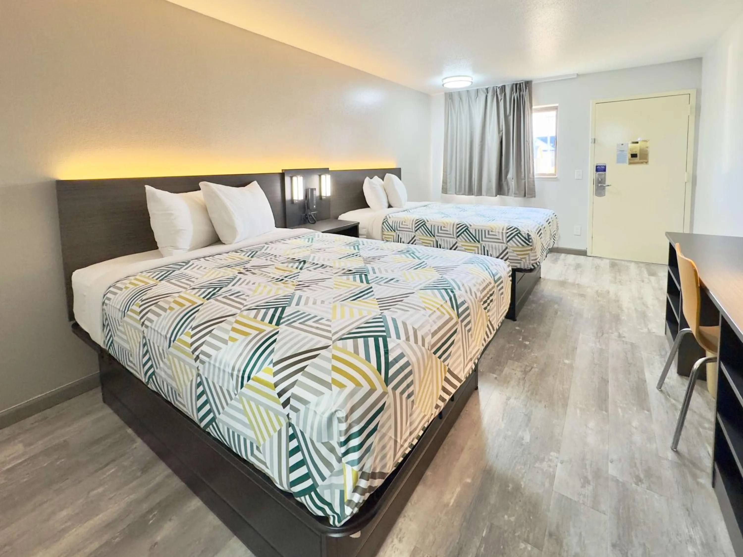 Quadruple Room - Non-Smoking in Motel 6-Dyersburg, TN