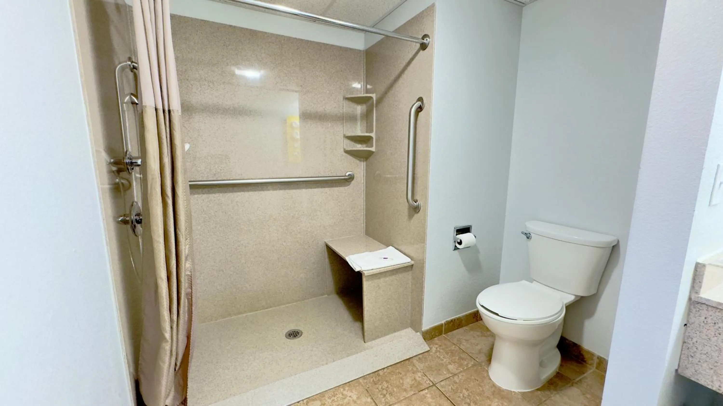 Shower in Motel 6-Dyersburg, TN