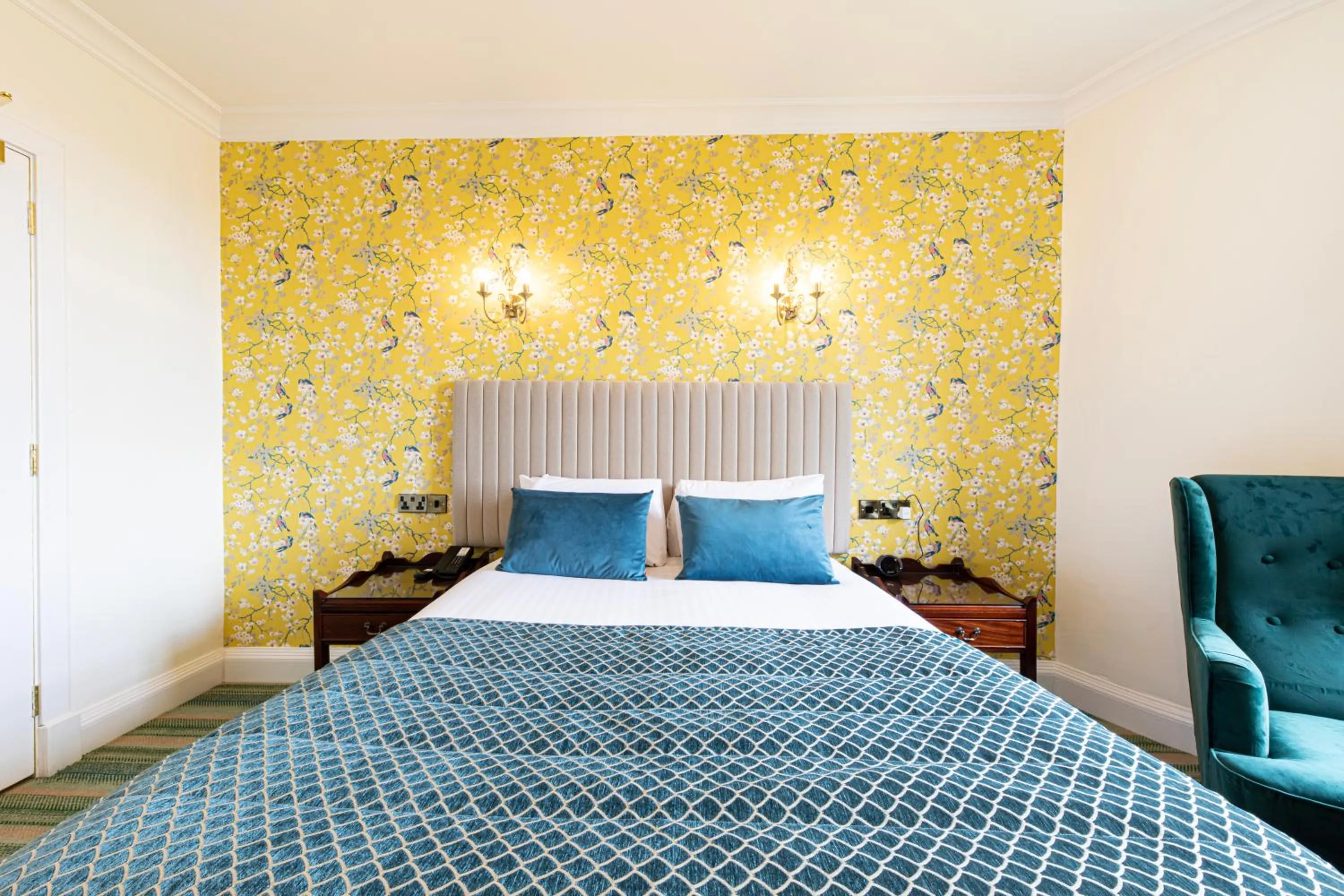 Bedroom, Bed in The Atholl Palace