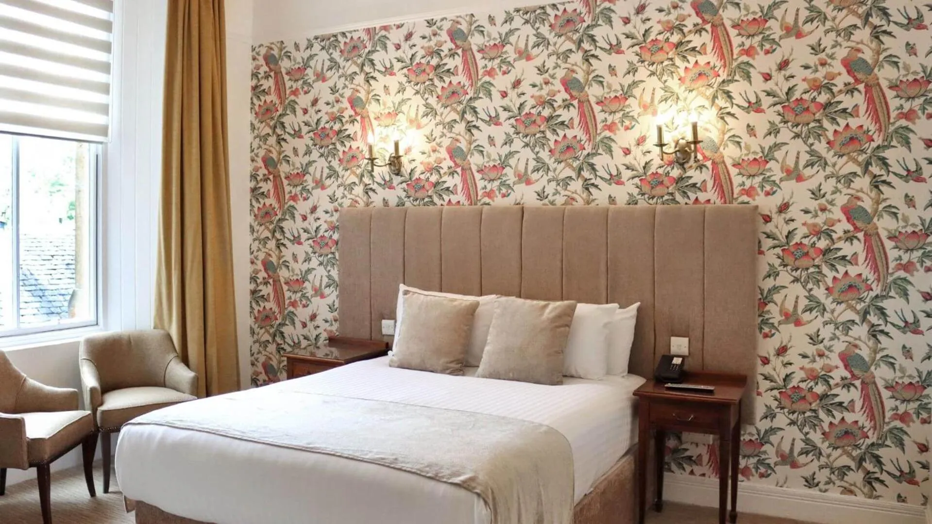 Bedroom, Bed in The Atholl Palace