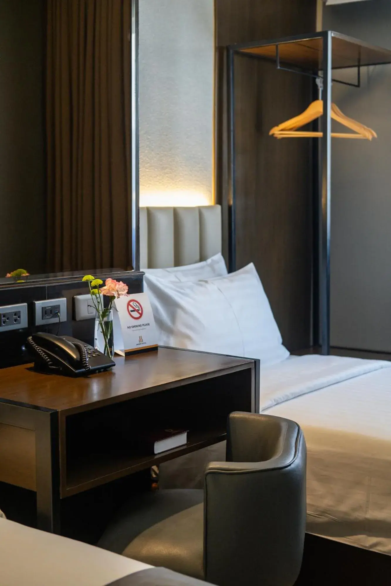 Twin Room in Amber Hotel - Cebu Twin Room in Amber Hotel - Cebu