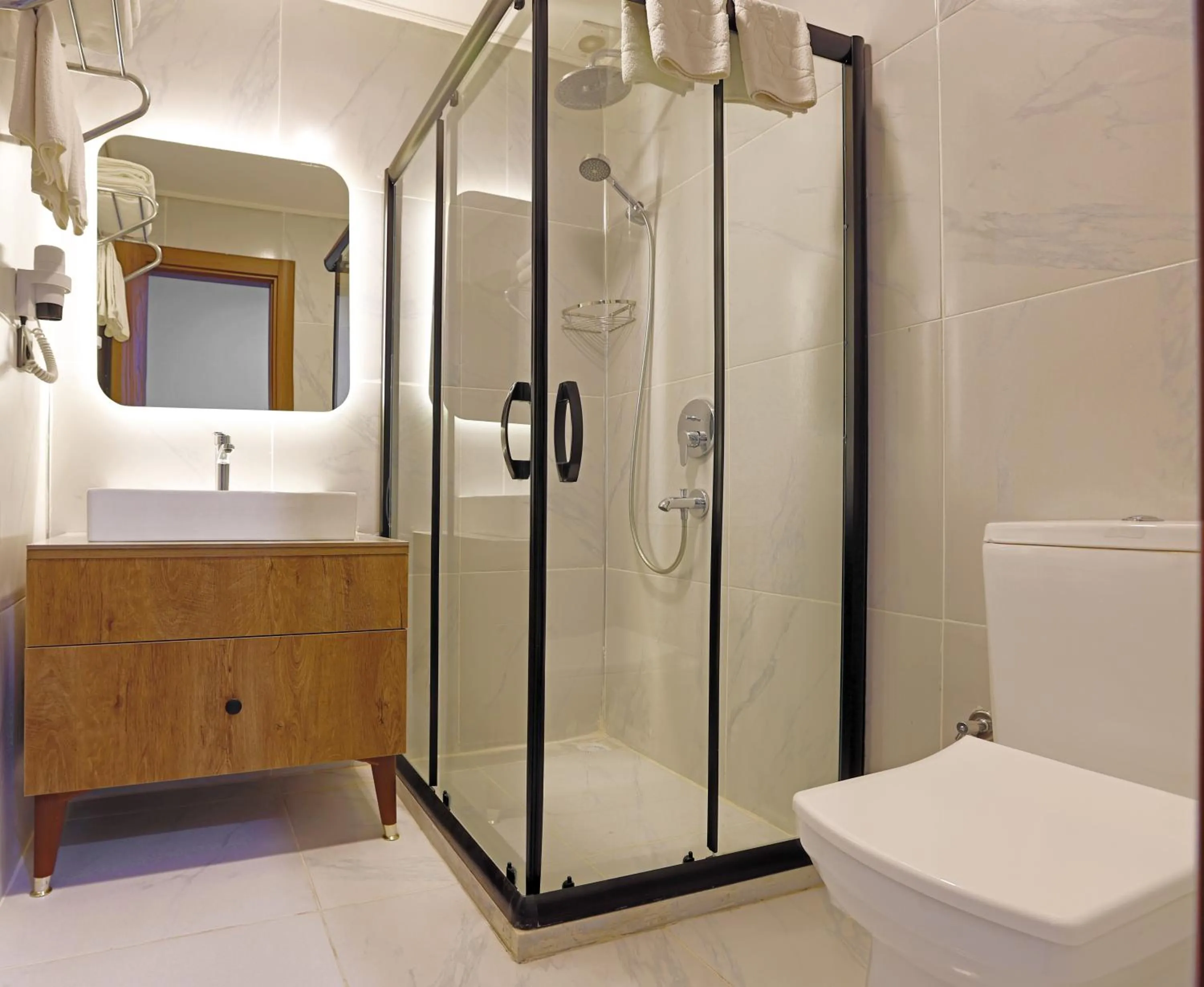 Shower in Rest&More by Dedeman Mardin Kızıltepe