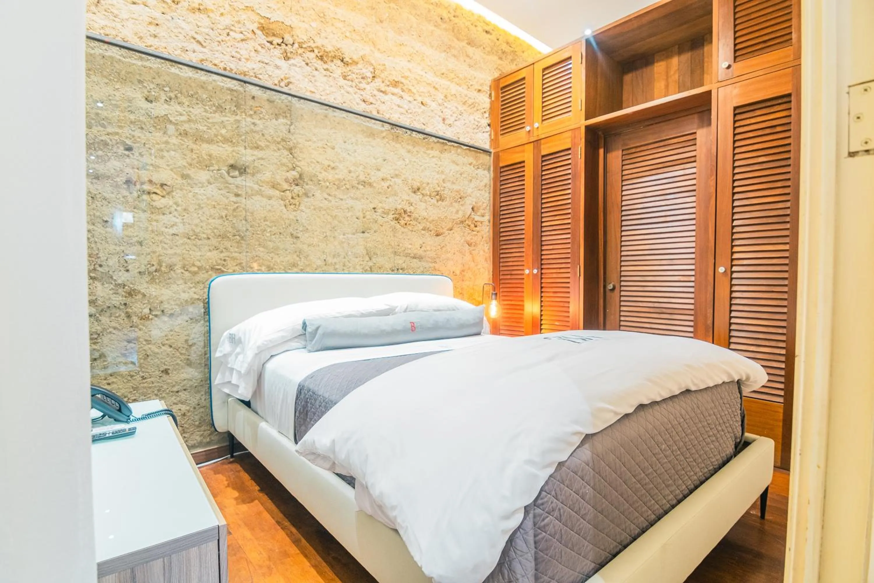 Bedroom, Bed in Billini Hotel, Historic Luxury