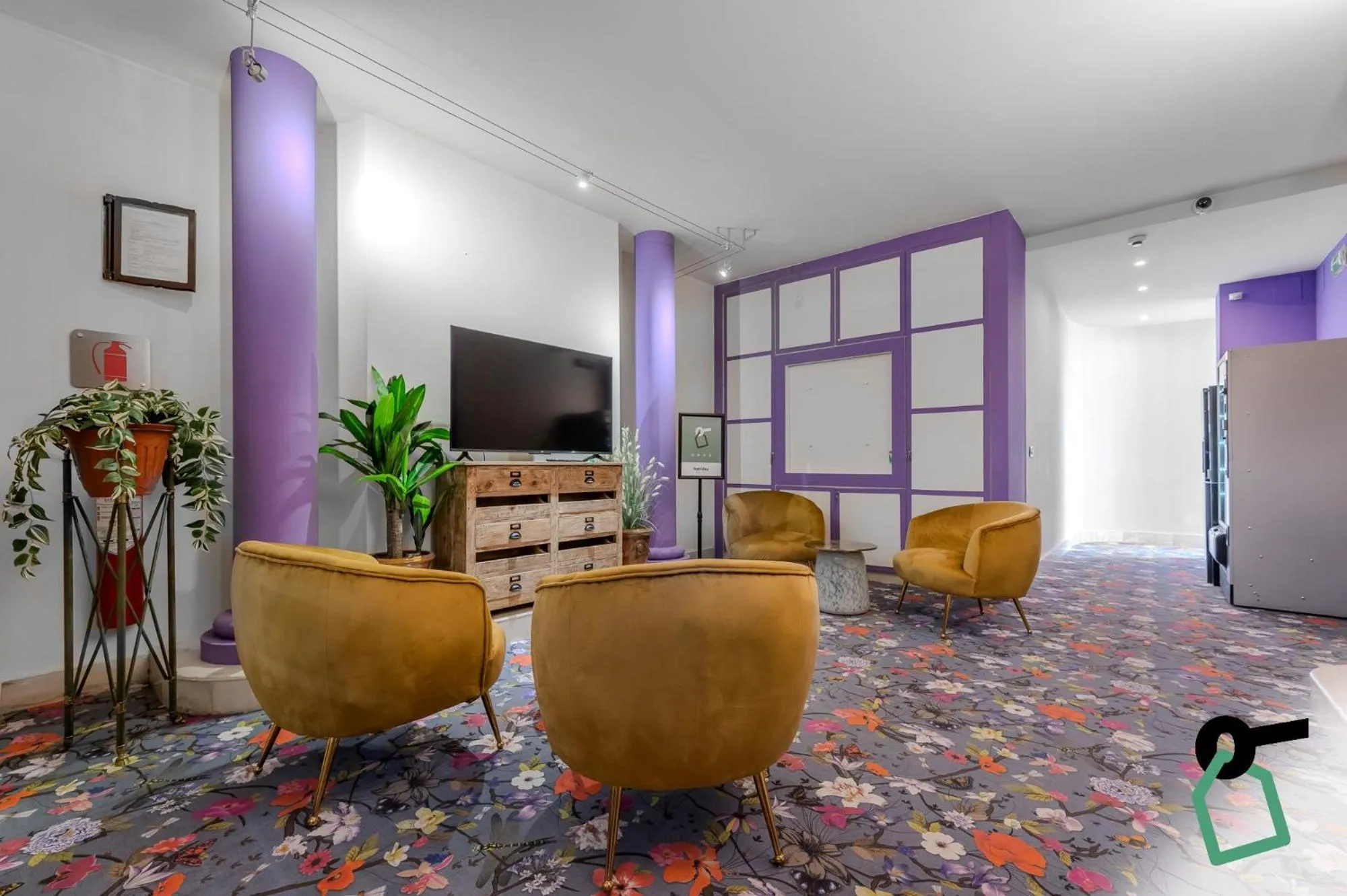 Lobby or reception in HOTIDAY ApartHotel Firenze