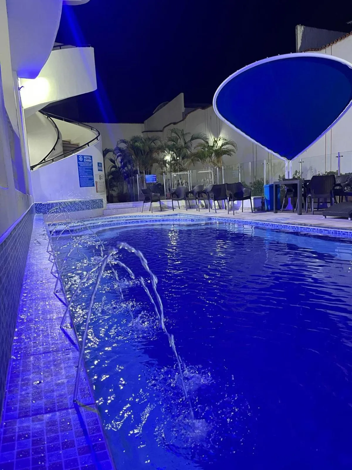 Pool view in Hotel Zamba