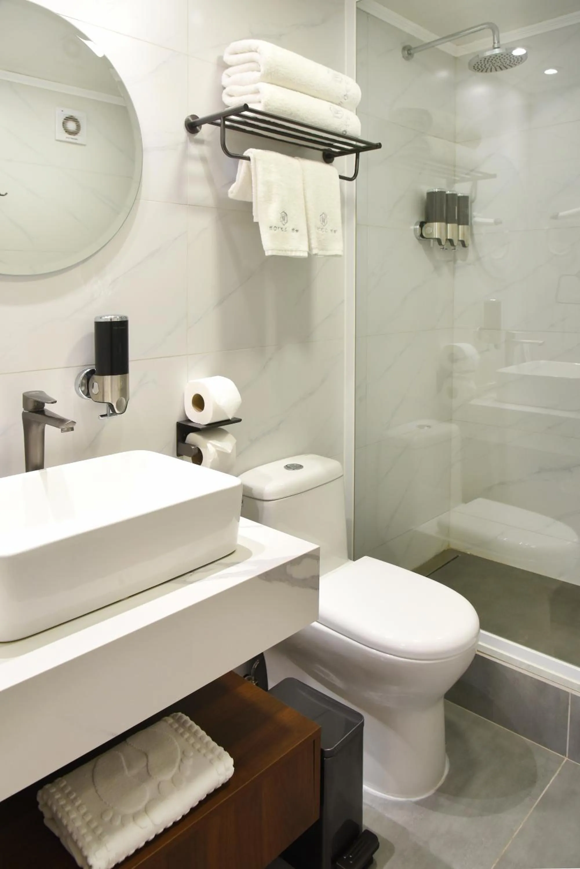 Bathroom in Hotel HW EXPRESS