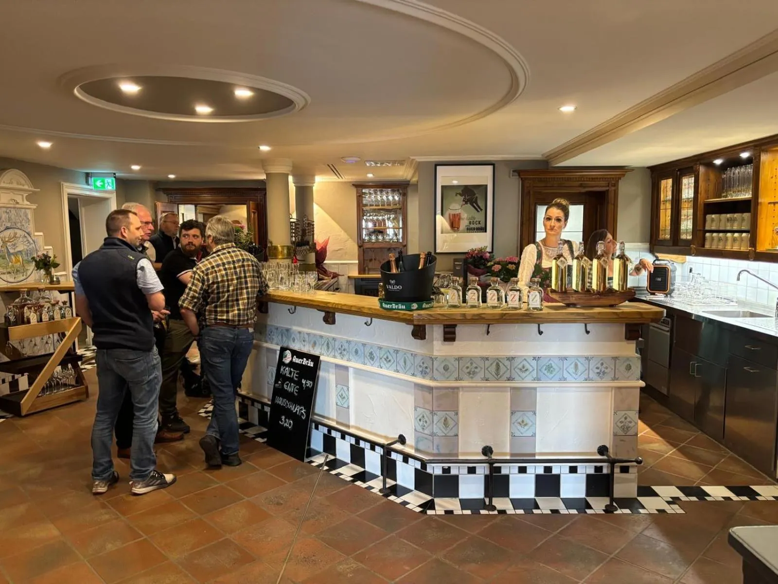 Restaurant/places to eat in Das Lambacher