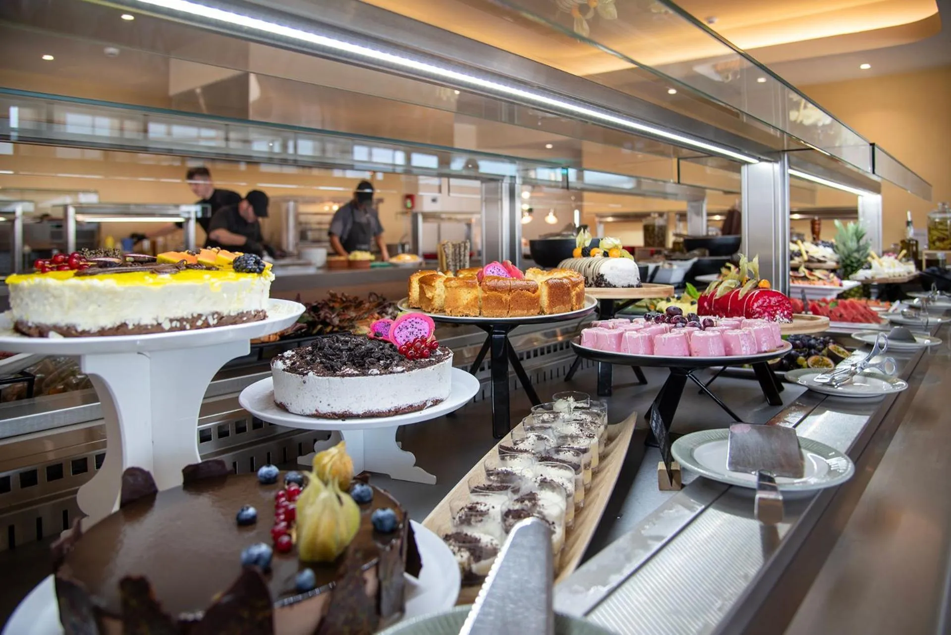 Food and drinks in Ventale Island Breeze Resort