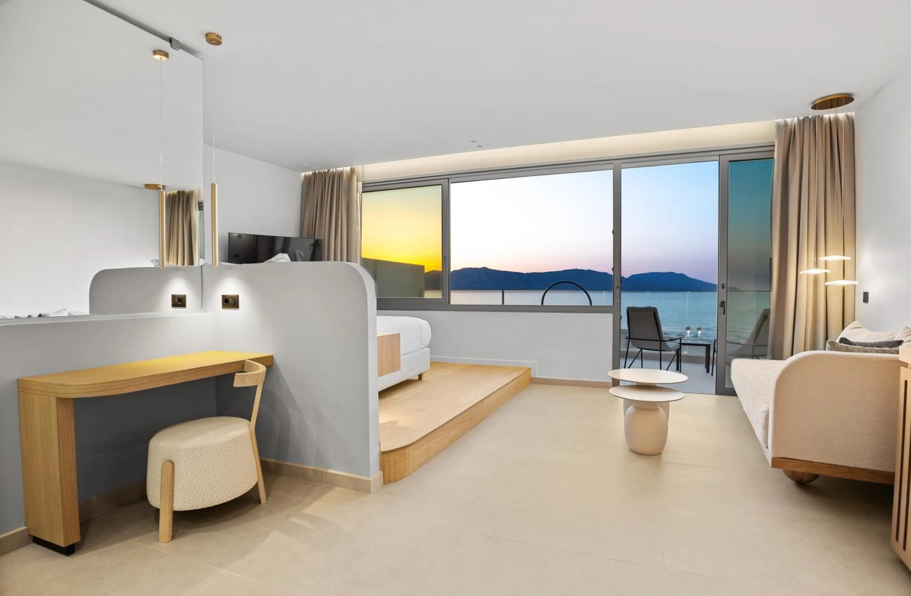 Photo of the whole room in Ventale Island Breeze Resort