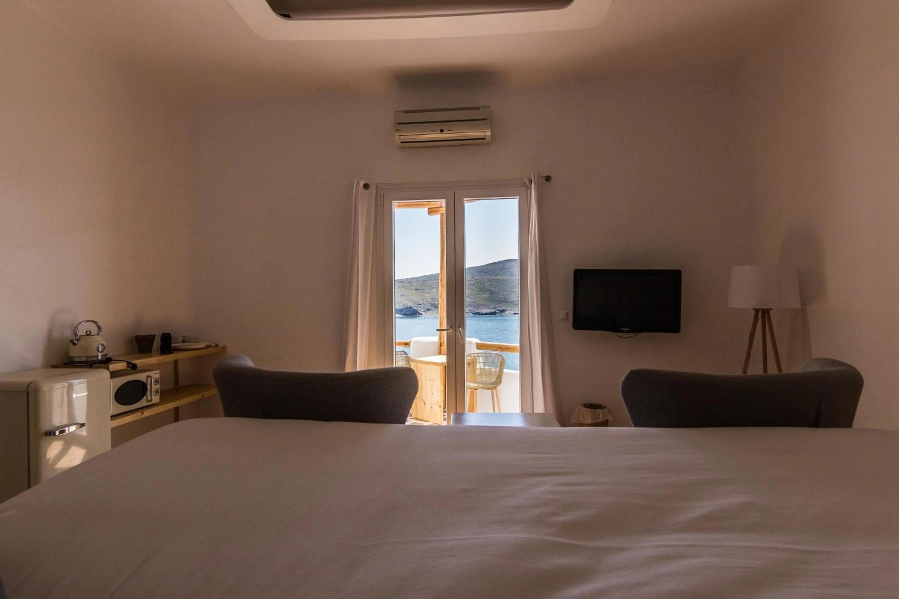 Bed in Salt Suites Milos