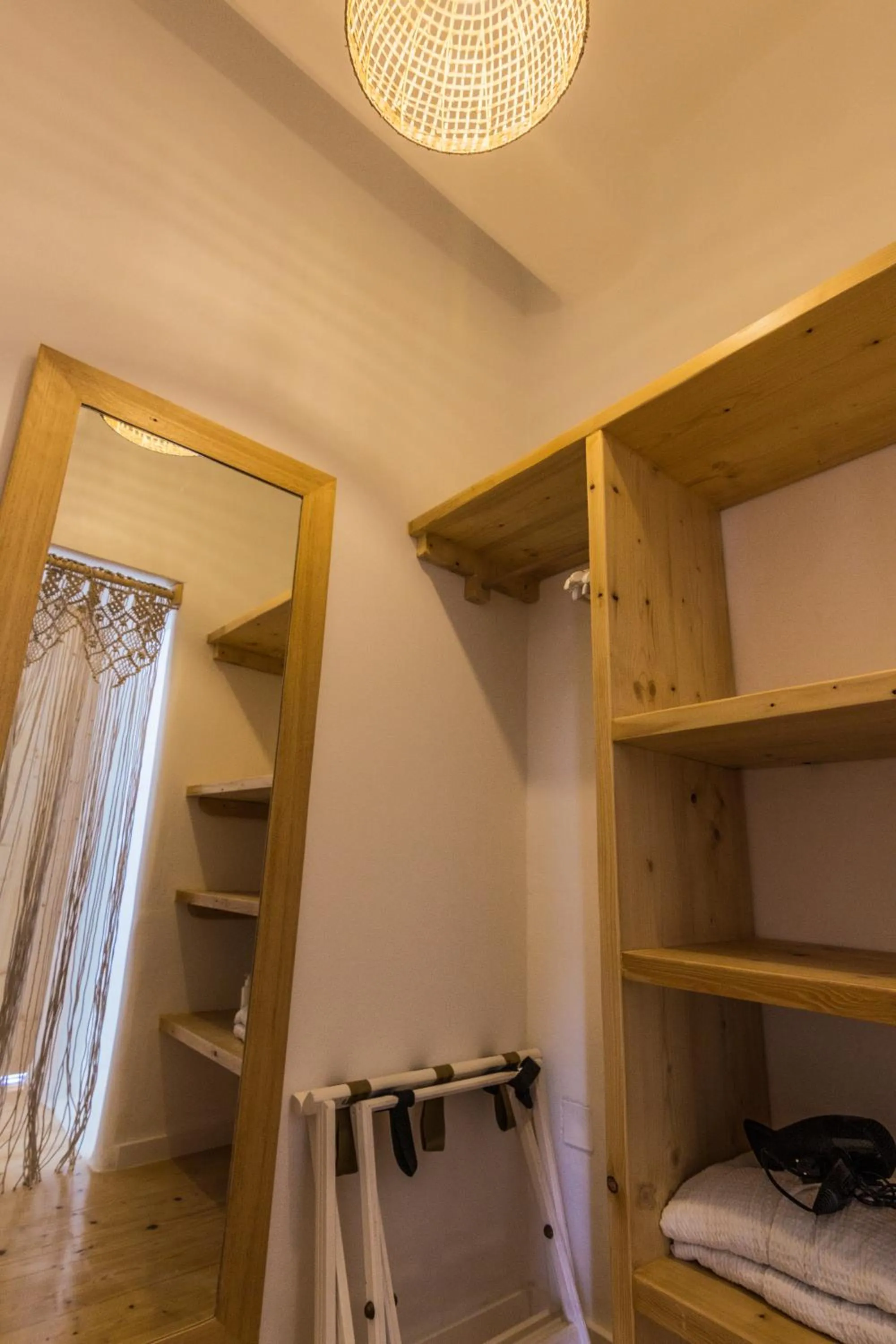 wardrobe in Salt Suites Milos
