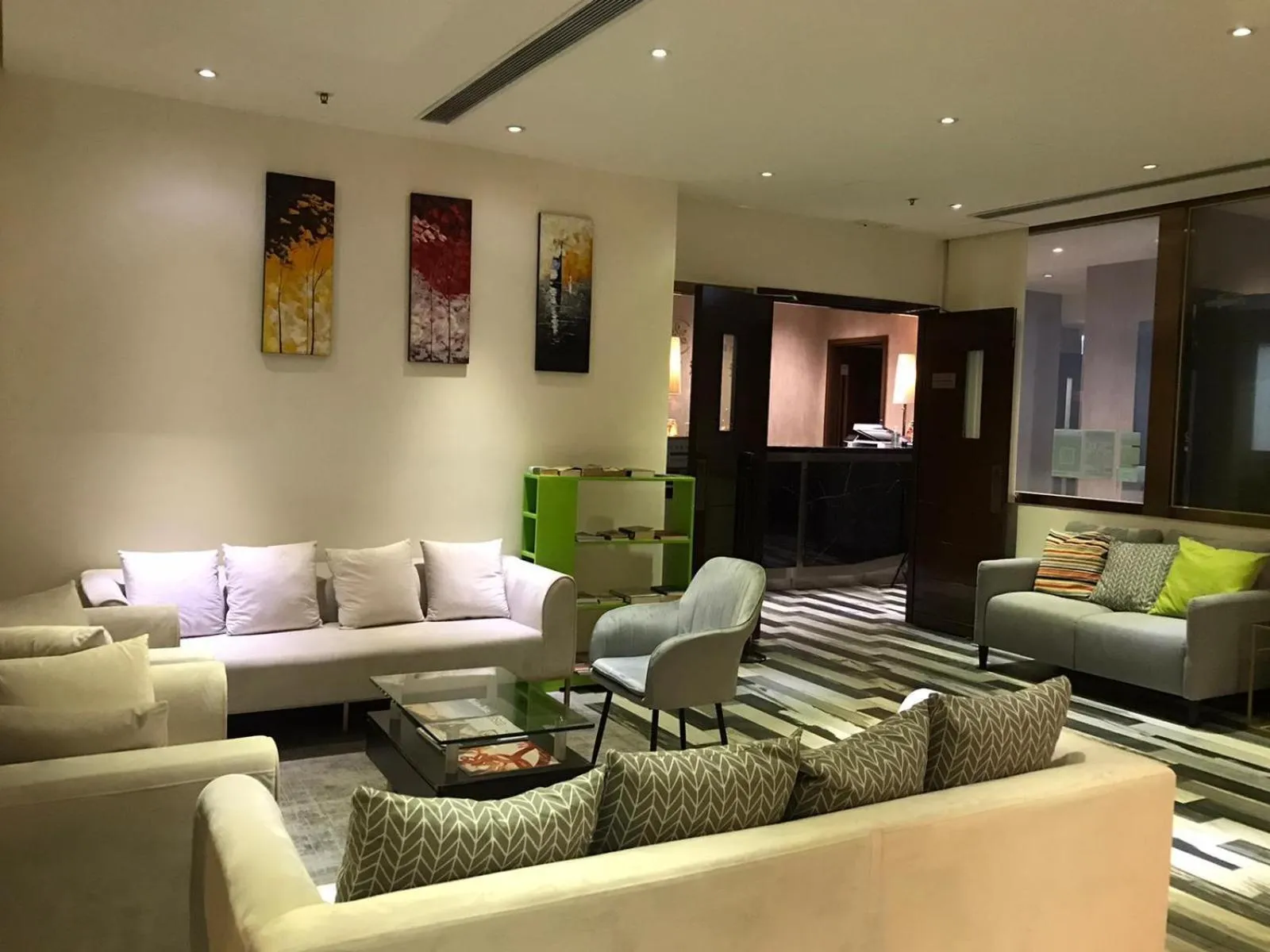 Seating Area in Gloucester Hotel