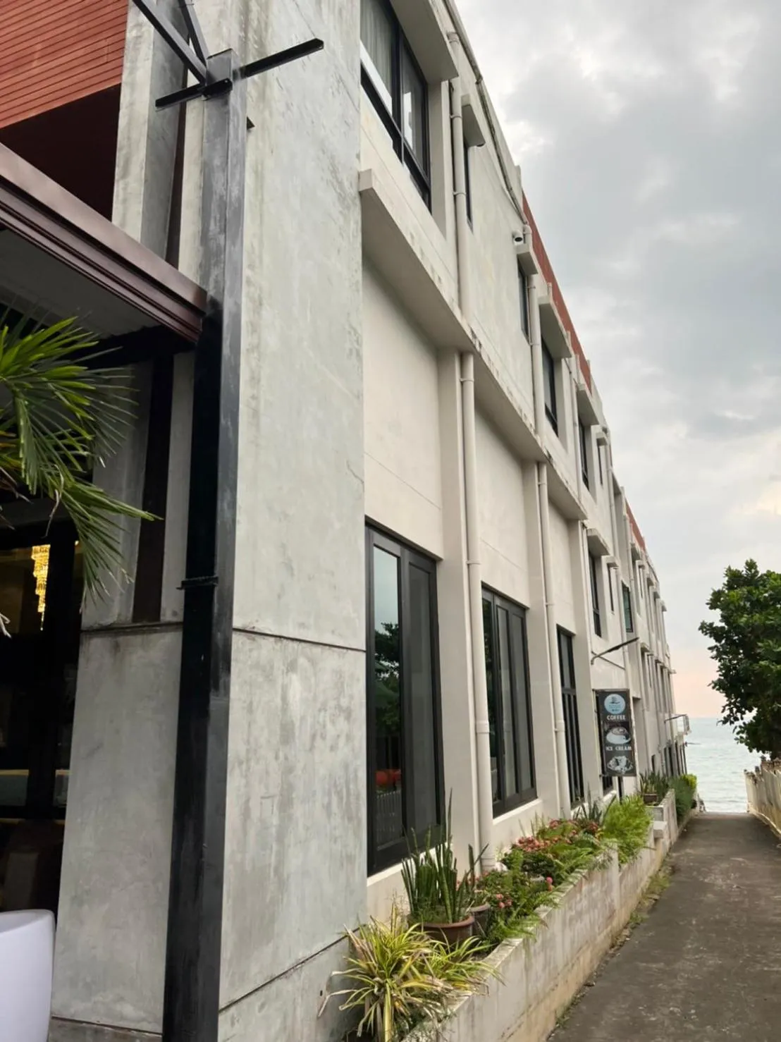 Beach in Du Talay Hotel Koh Chang