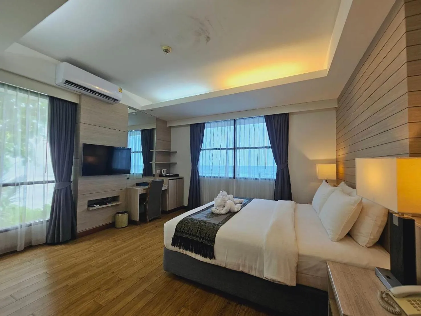 Bed in Du Talay Hotel Koh Chang