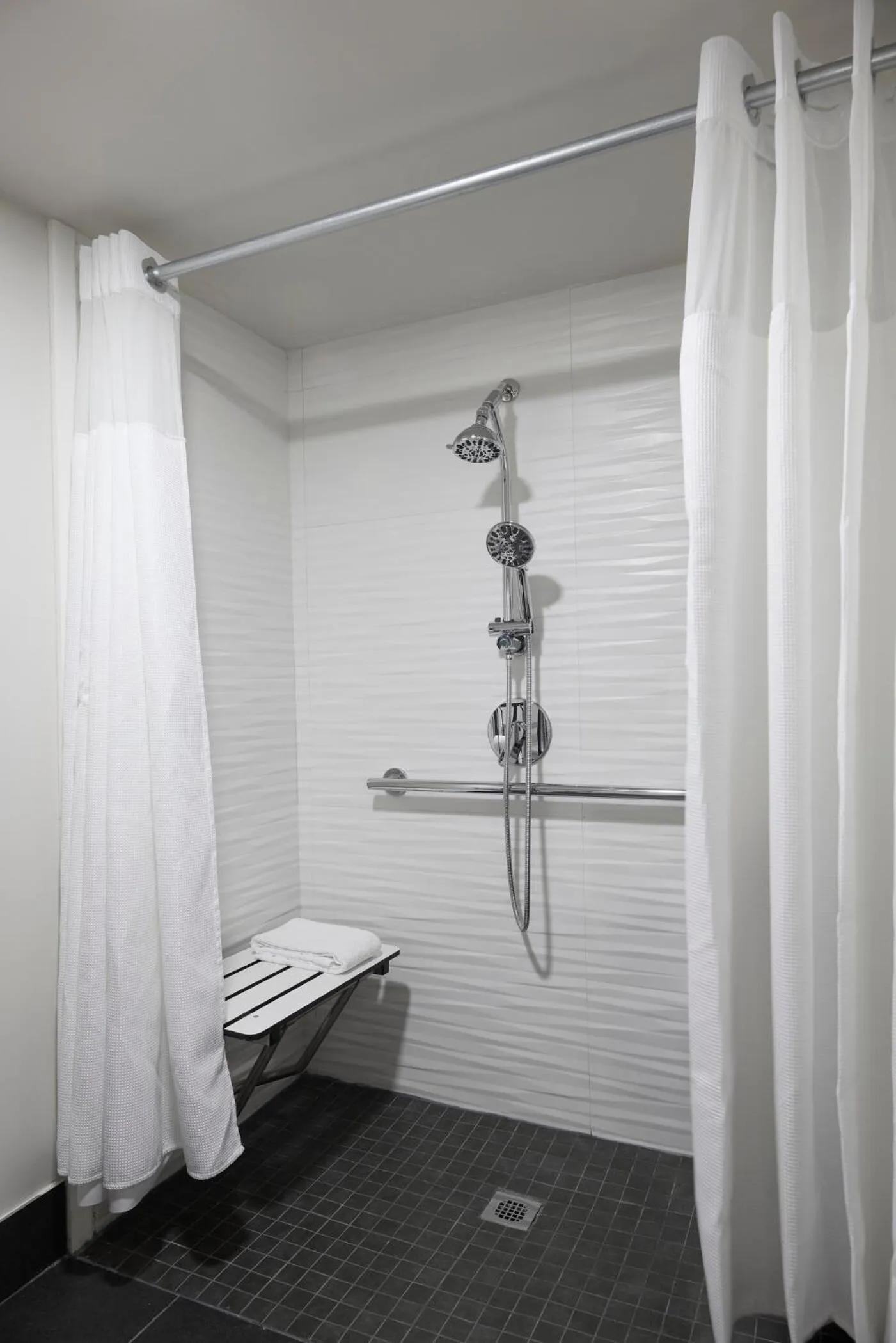 Bathroom in Four Points by Sheraton Englewood Centennial Airport