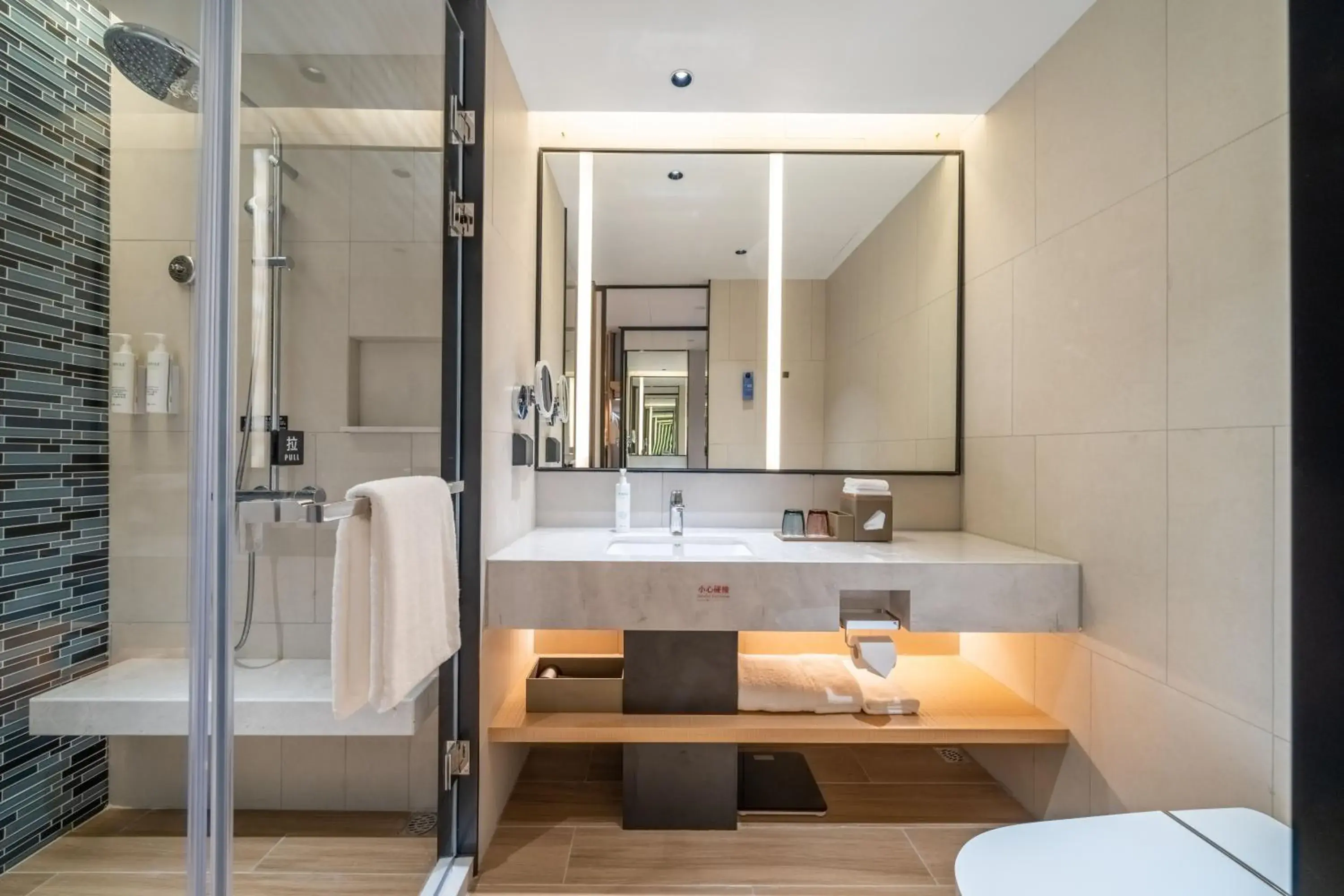 Standard Double Room in Fairfield by Marriott Hangzhou Wulin Square, China Standard Double Room in Fairfield by Marriott Hangzhou Wulin Square, China