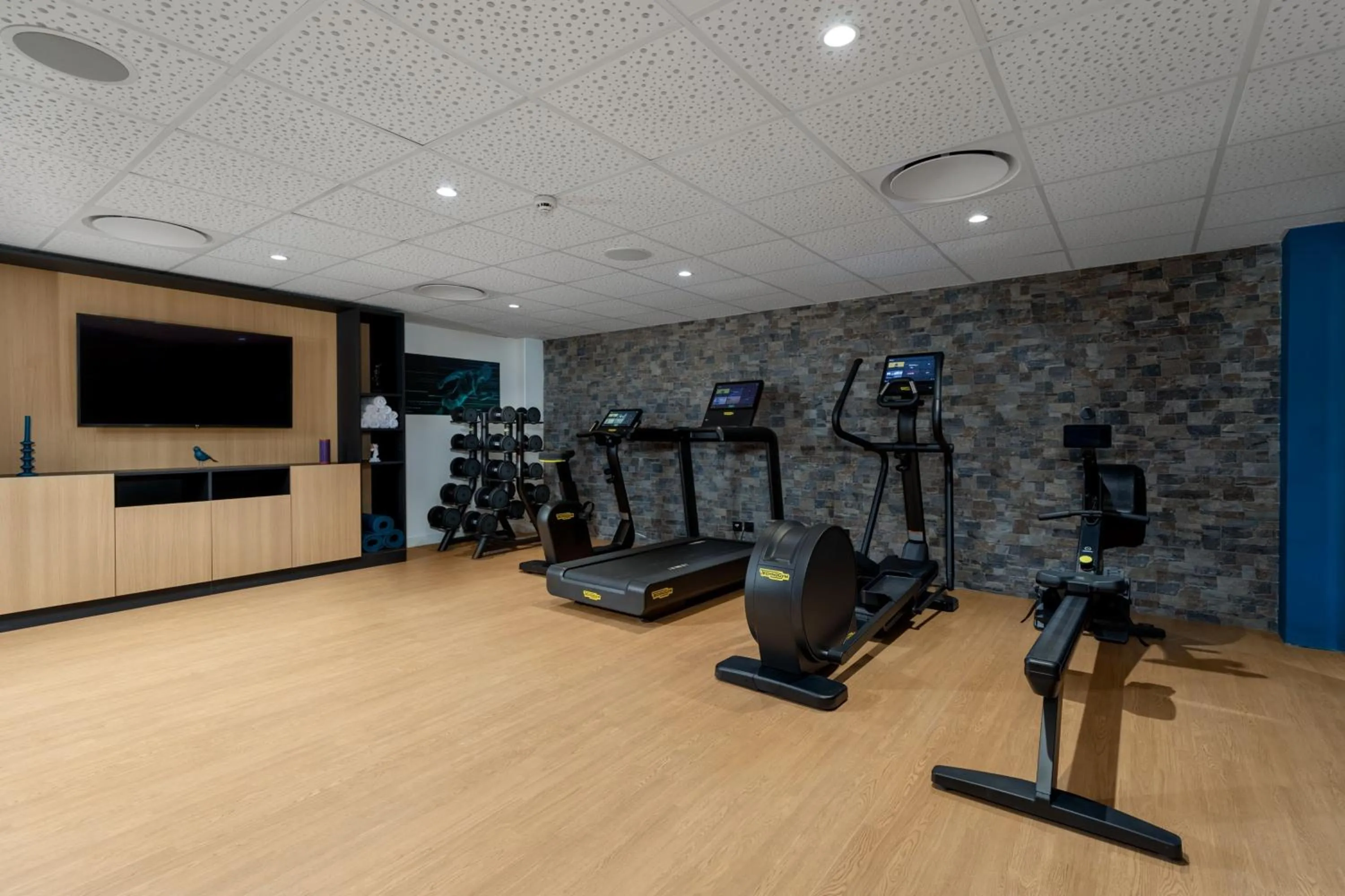 Fitness centre/facilities in Aloft Hotel, By Marriott