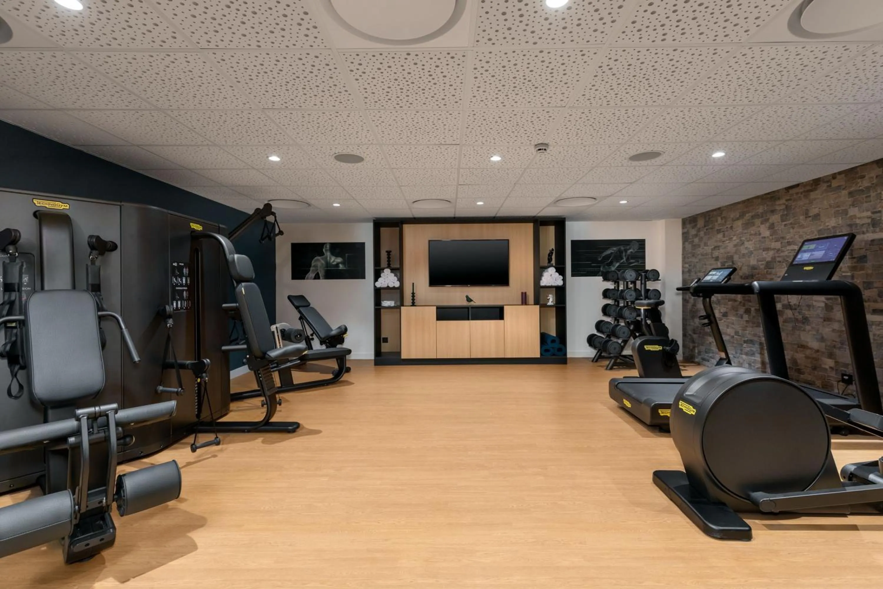 Fitness centre/facilities in Aloft Hotel, By Marriott