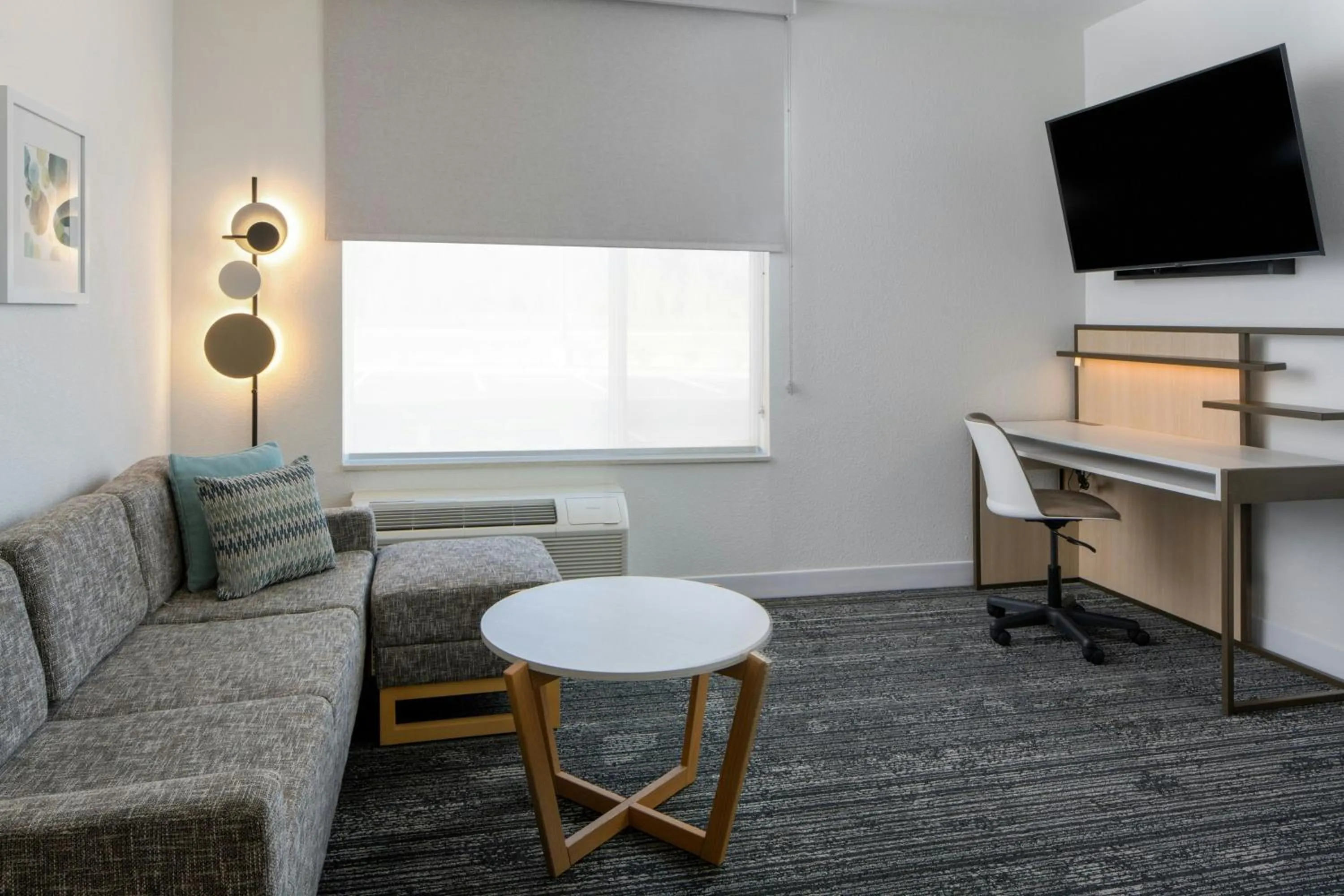 Bedroom in TownePlace Suites by Marriott Memphis Cordova