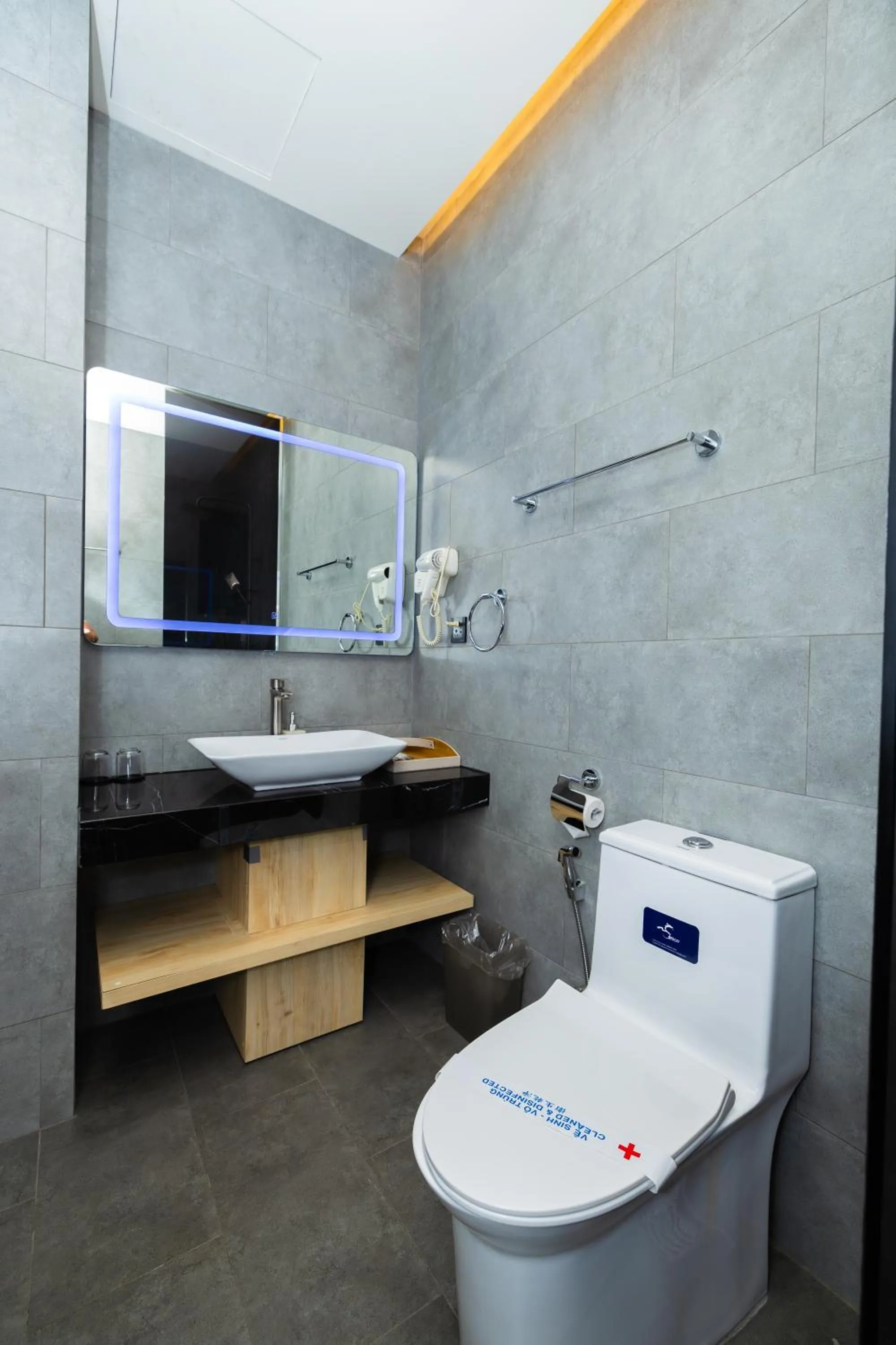 Bathroom in Khách sạn Phước Lộc Thọ 2 - 福禄寿