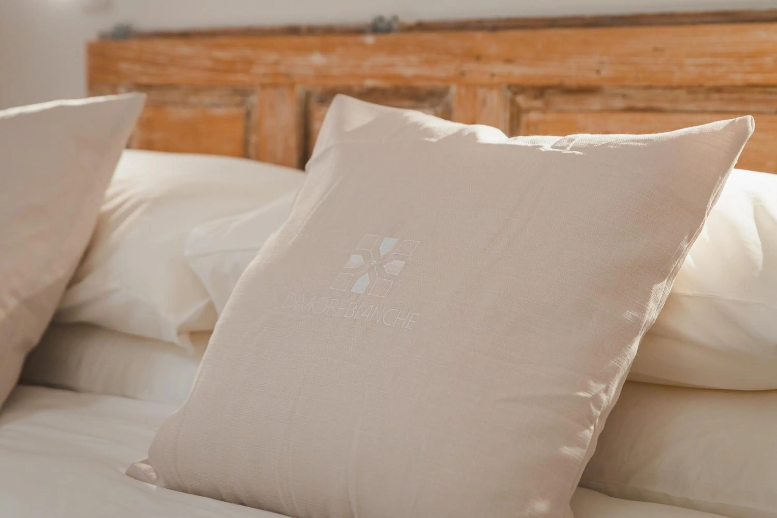 Decorative detail, Bed in Dimore Bianche Santa Chiara