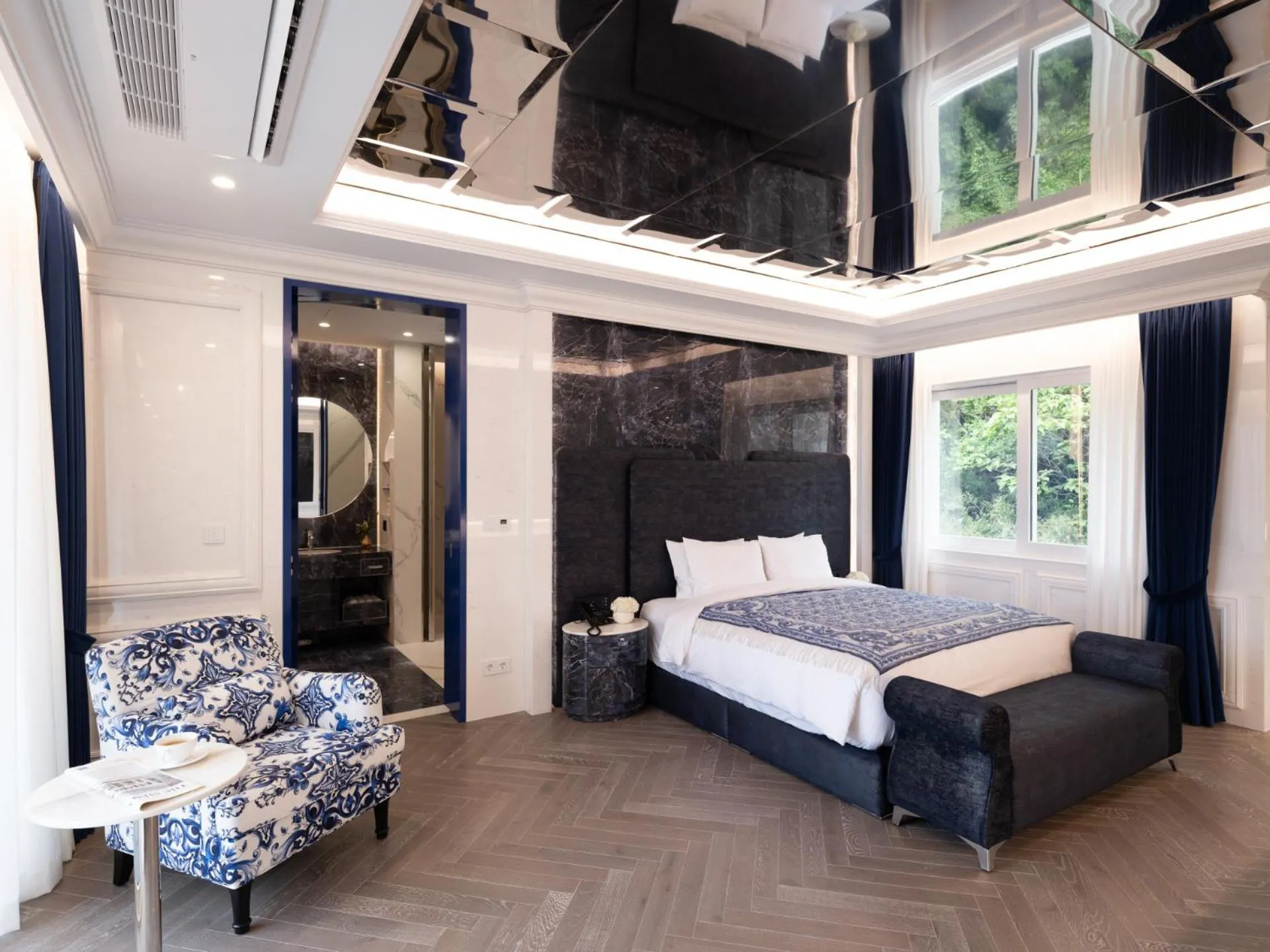 Bed in The Siena PRIMO