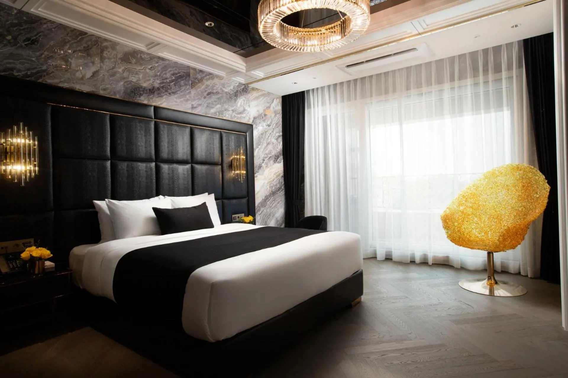 Bed in The Siena PRIMO