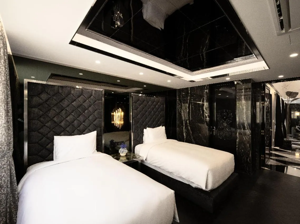 Bed in Hotel Toscana