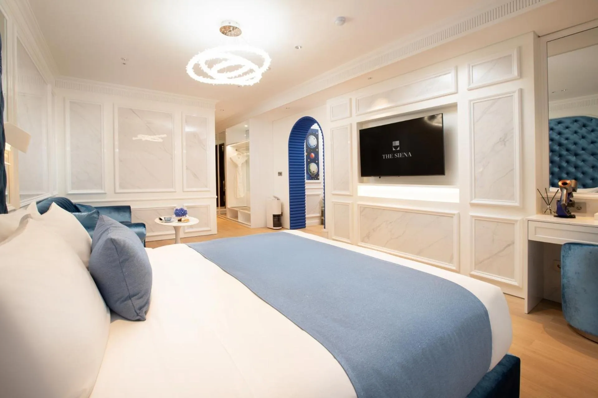 Bed in The Siena PRIMO