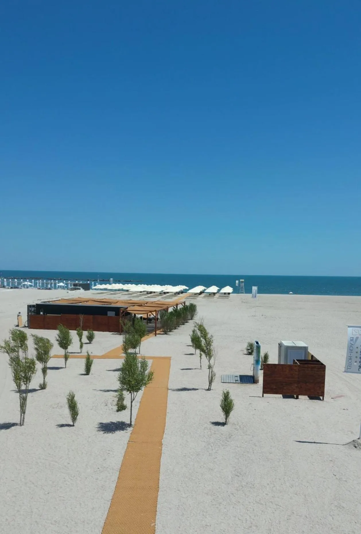 Beach in Panoramic Mamaia Hotel