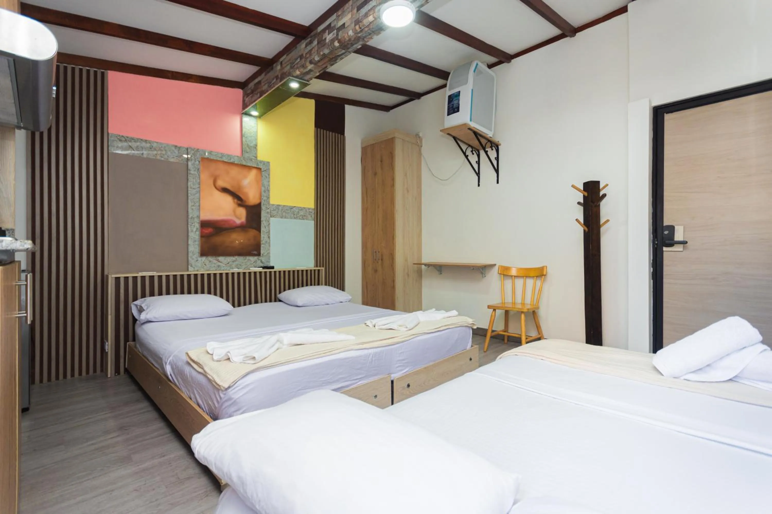 Photo of the whole room, Bed in Hotel Lares 70 Laureles