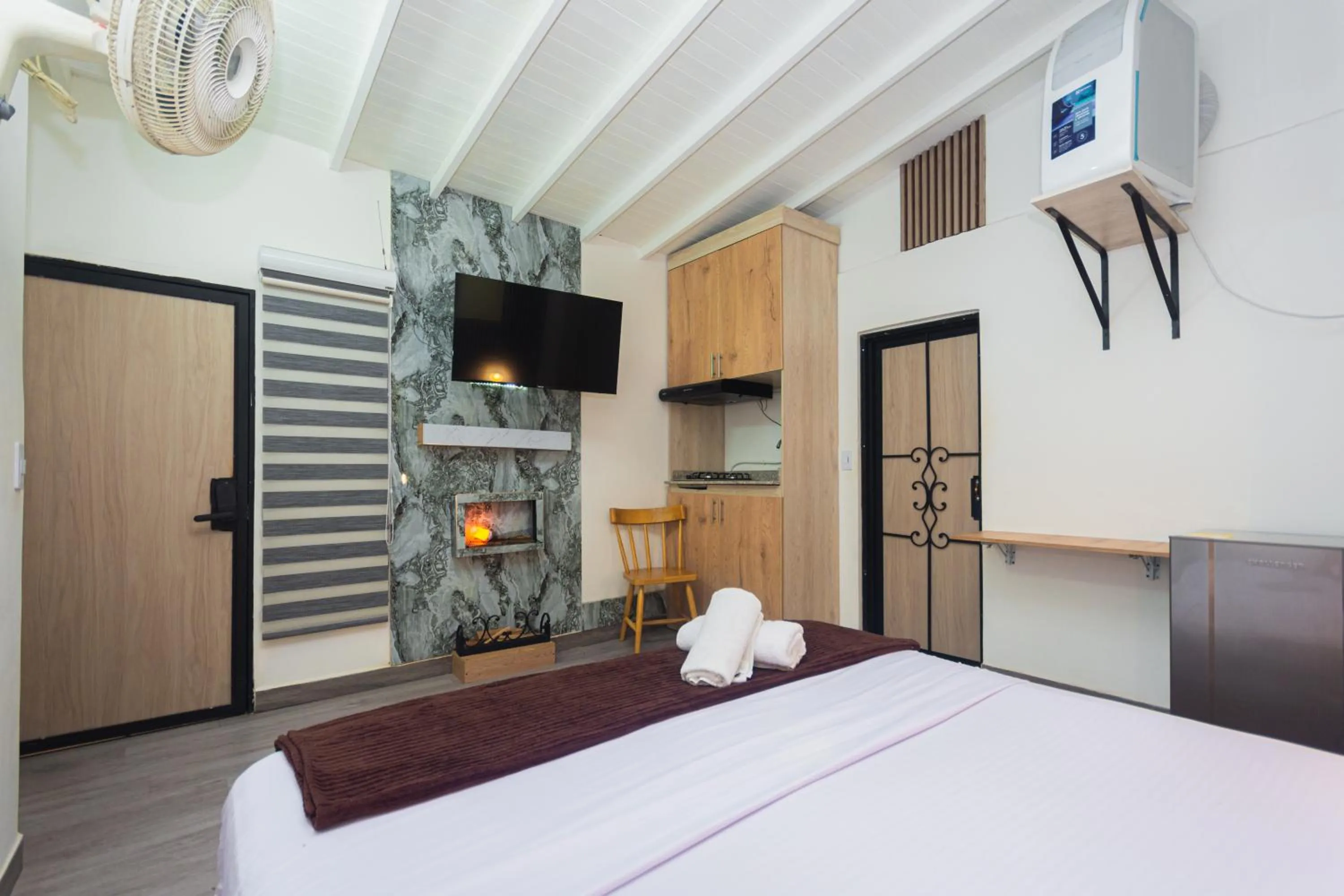 Bed in Hotel Lares 70 Laureles