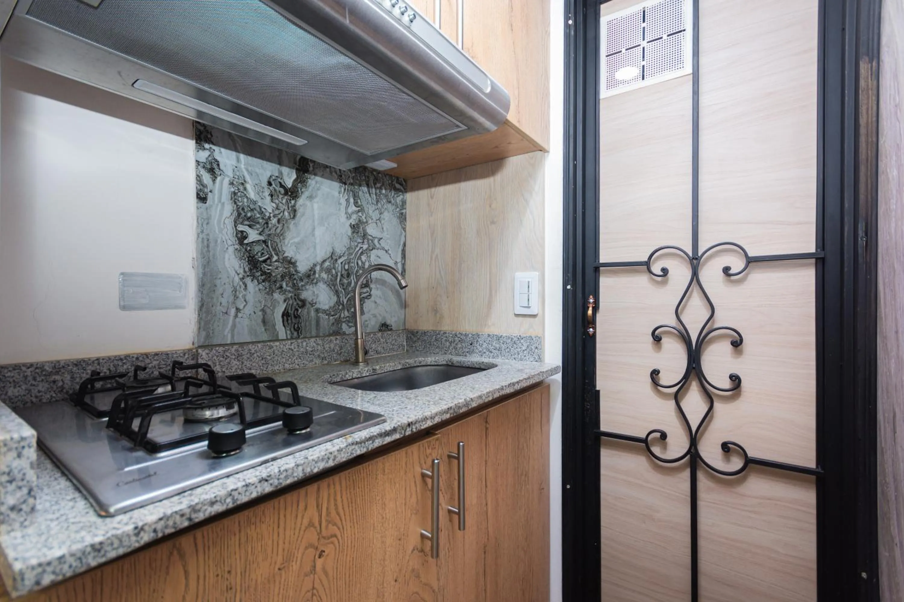 Kitchen or kitchenette in Hotel Lares 70 Laureles