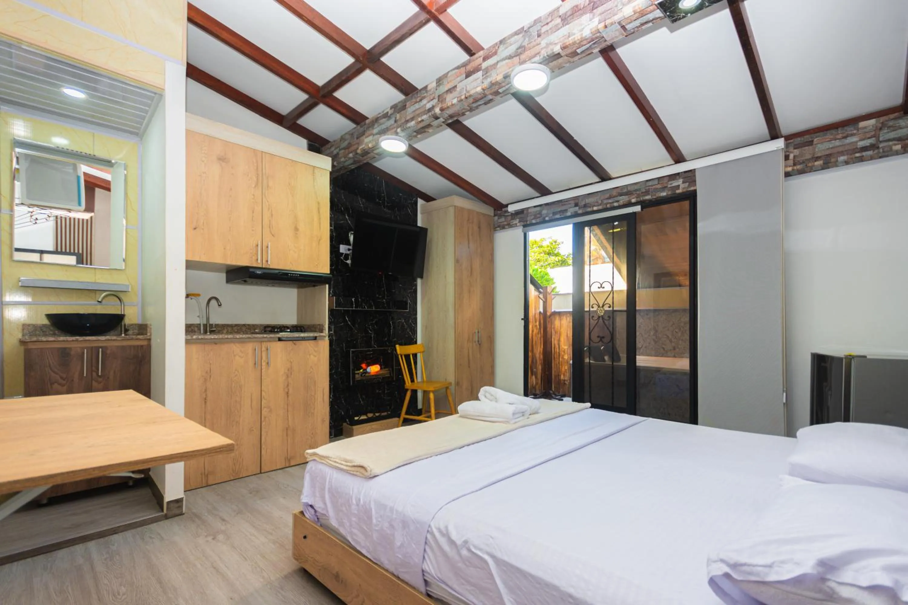 Bed in Hotel Lares 70 Laureles