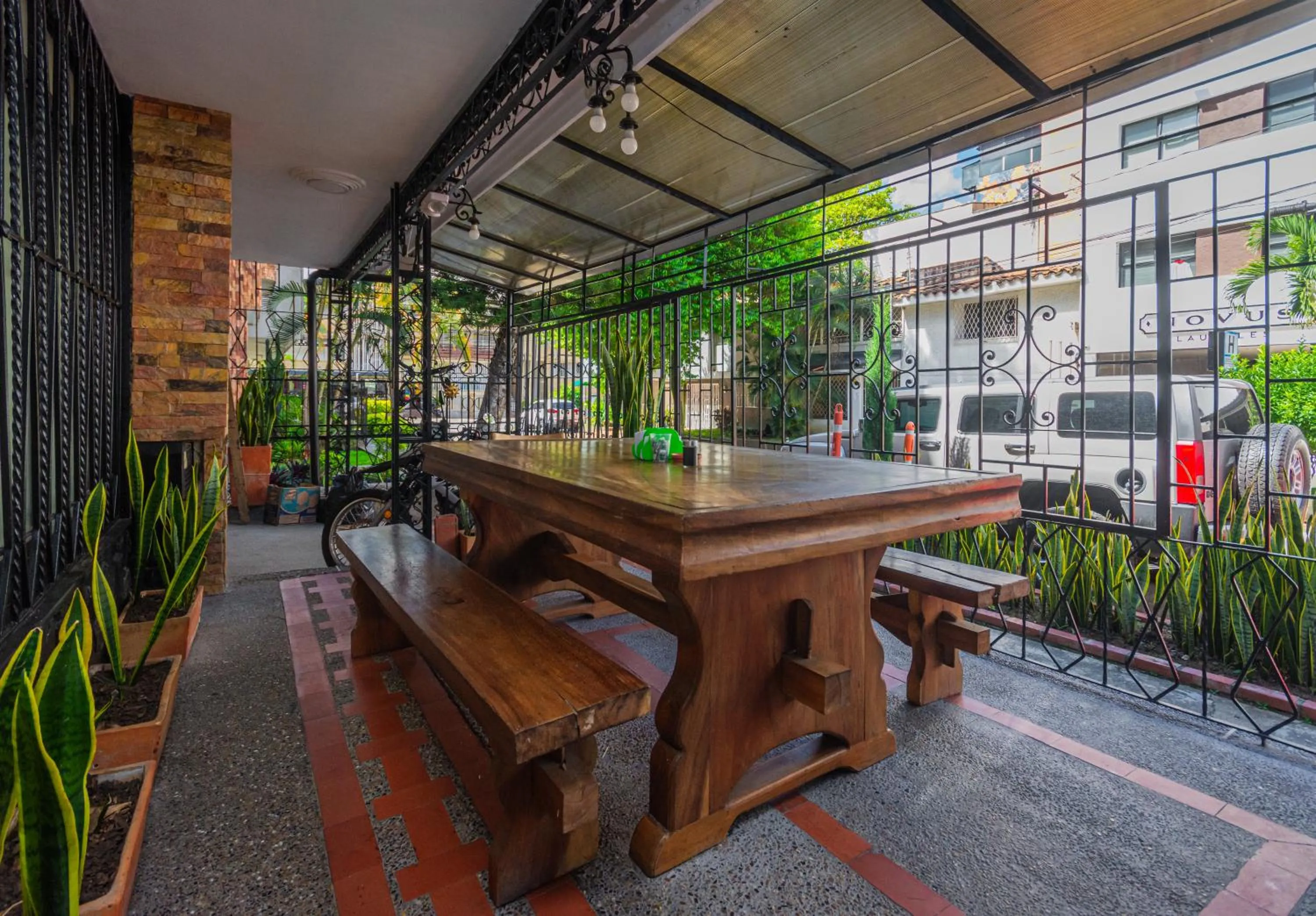 Restaurant/places to eat in Hotel Lares 70 Laureles