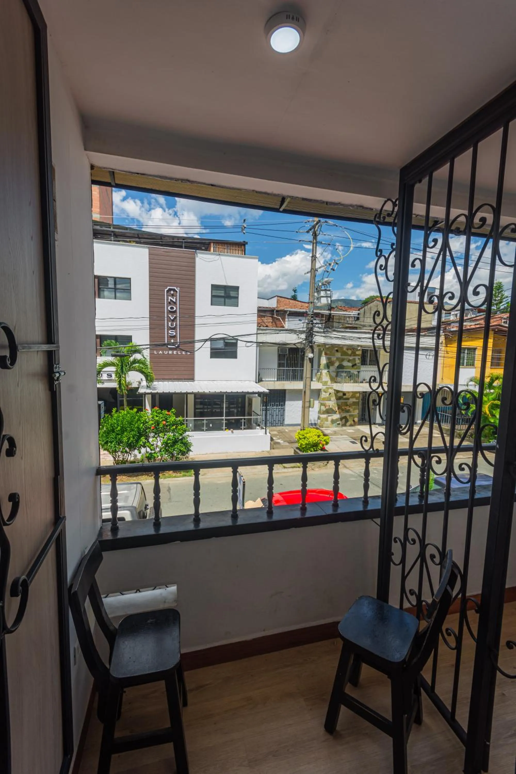 Property building in Hotel Lares 70 Laureles