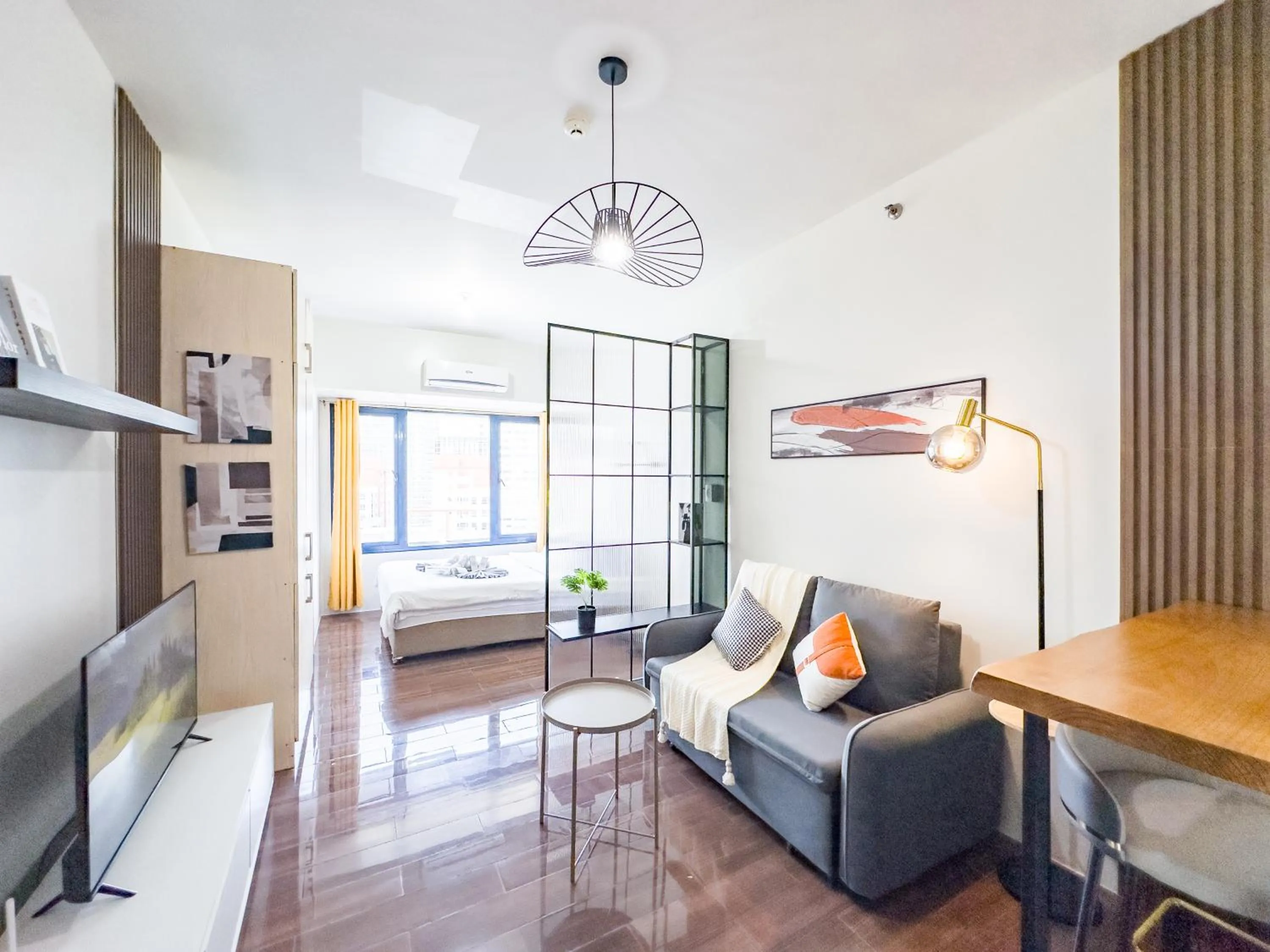 TV and multimedia in GemstoneBR in SMDC Air Residences