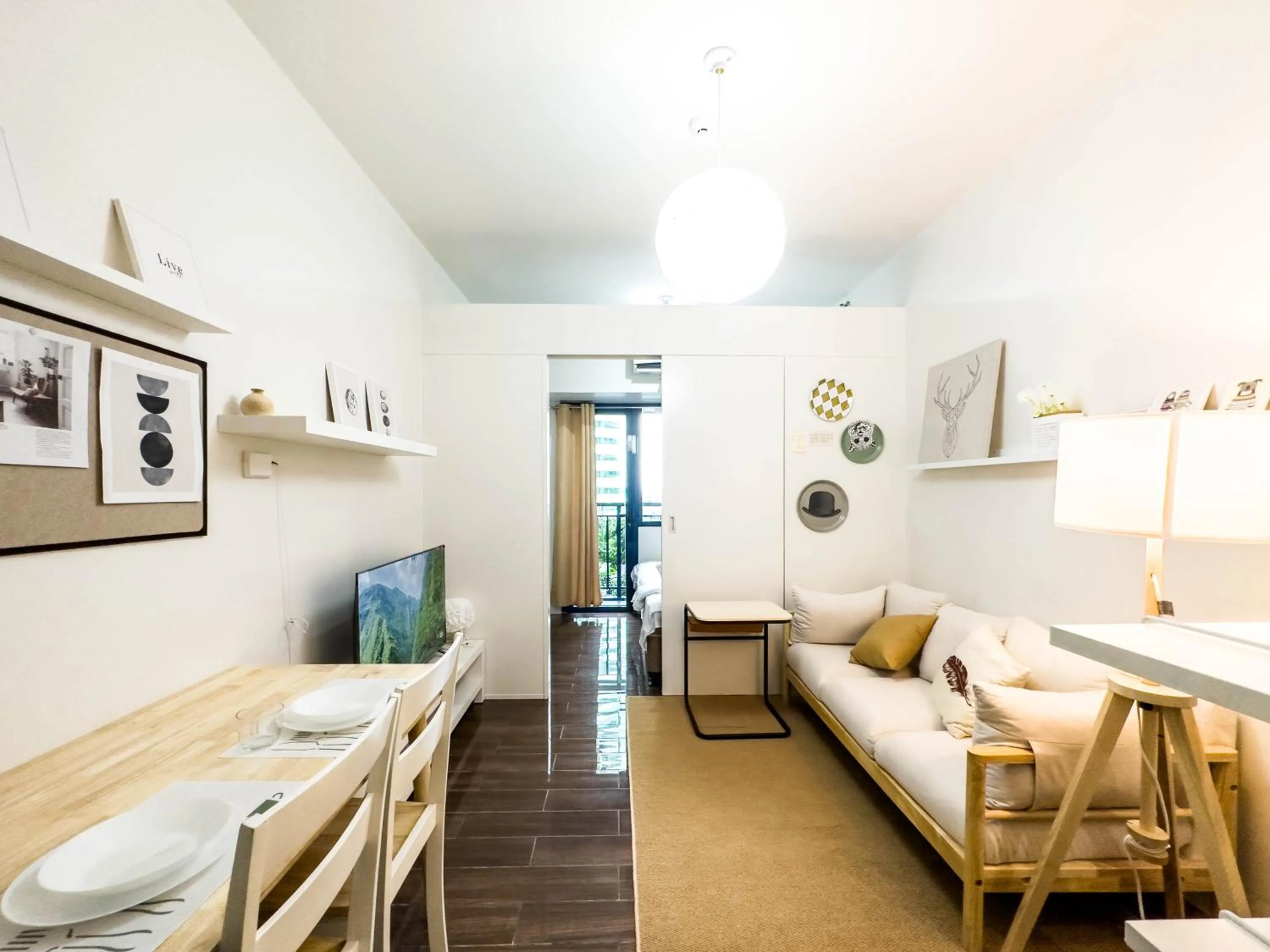 TV and multimedia in GemstoneBR in SMDC Air Residences