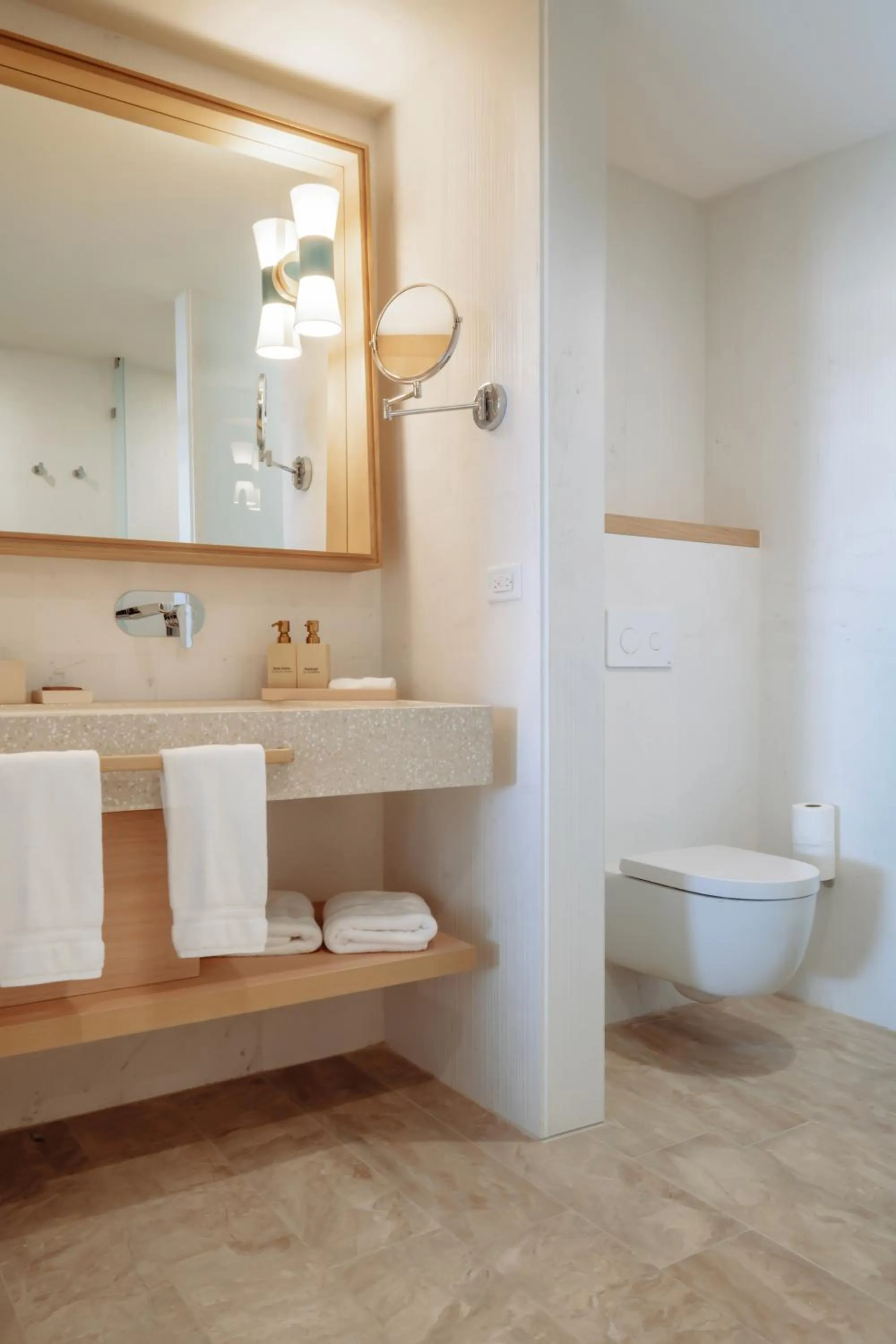 Shower in JOIA Aruba by Iberostar