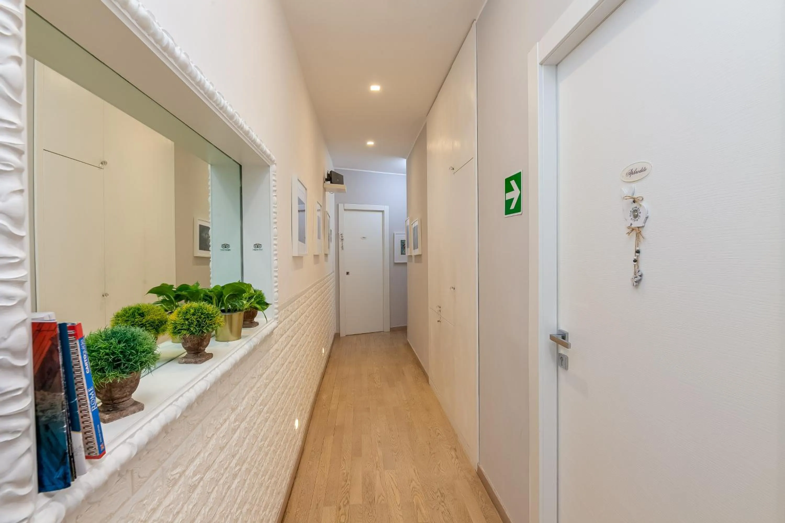 Lobby or reception in St. Peter's Relax